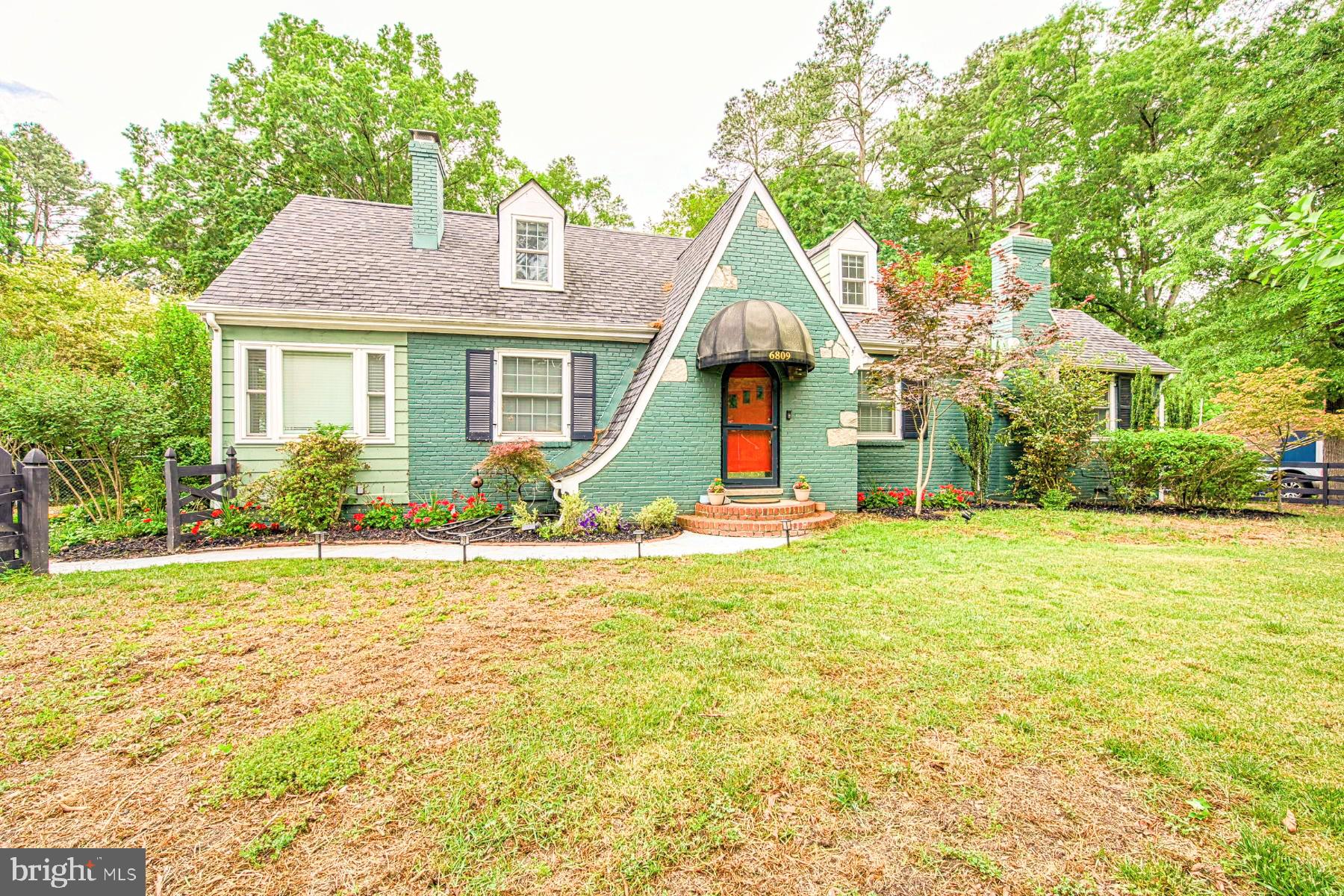 STRATFORD HILLS - Residential