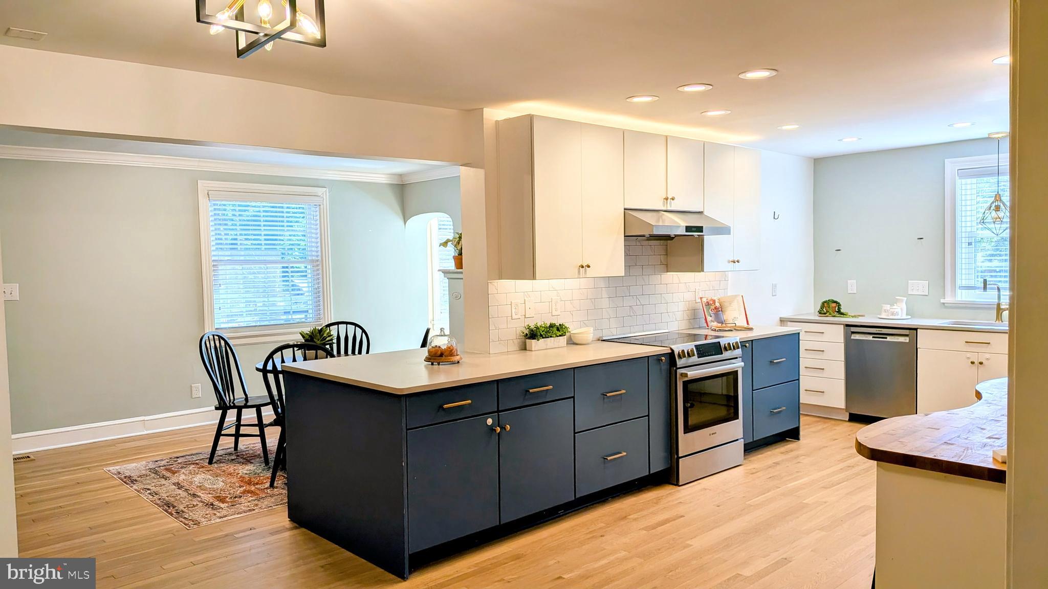STRATFORD HILLS - Residential