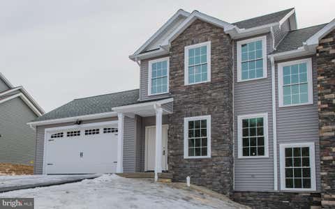 Townhouse For Sale - 65 Wisteria Lane Ln<br/> WILLIAMSPORT, PA 17701