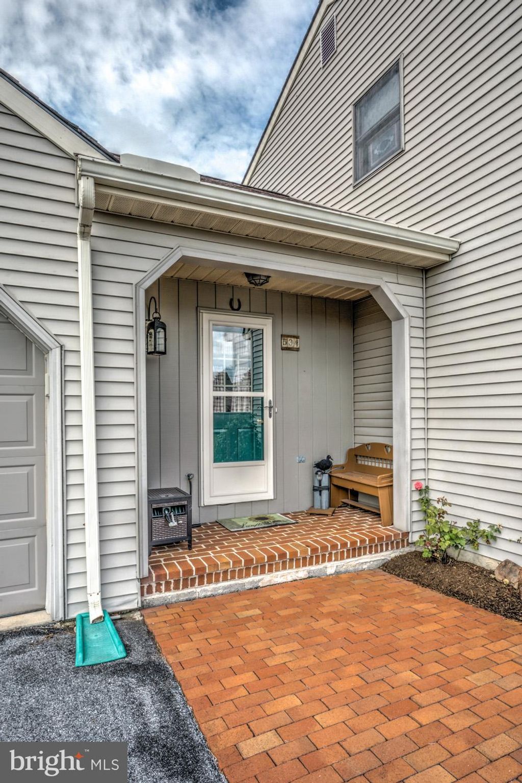 Photo of 534 Oak Lane, Lititz, PA 17543 (MLS # PALA2040782)