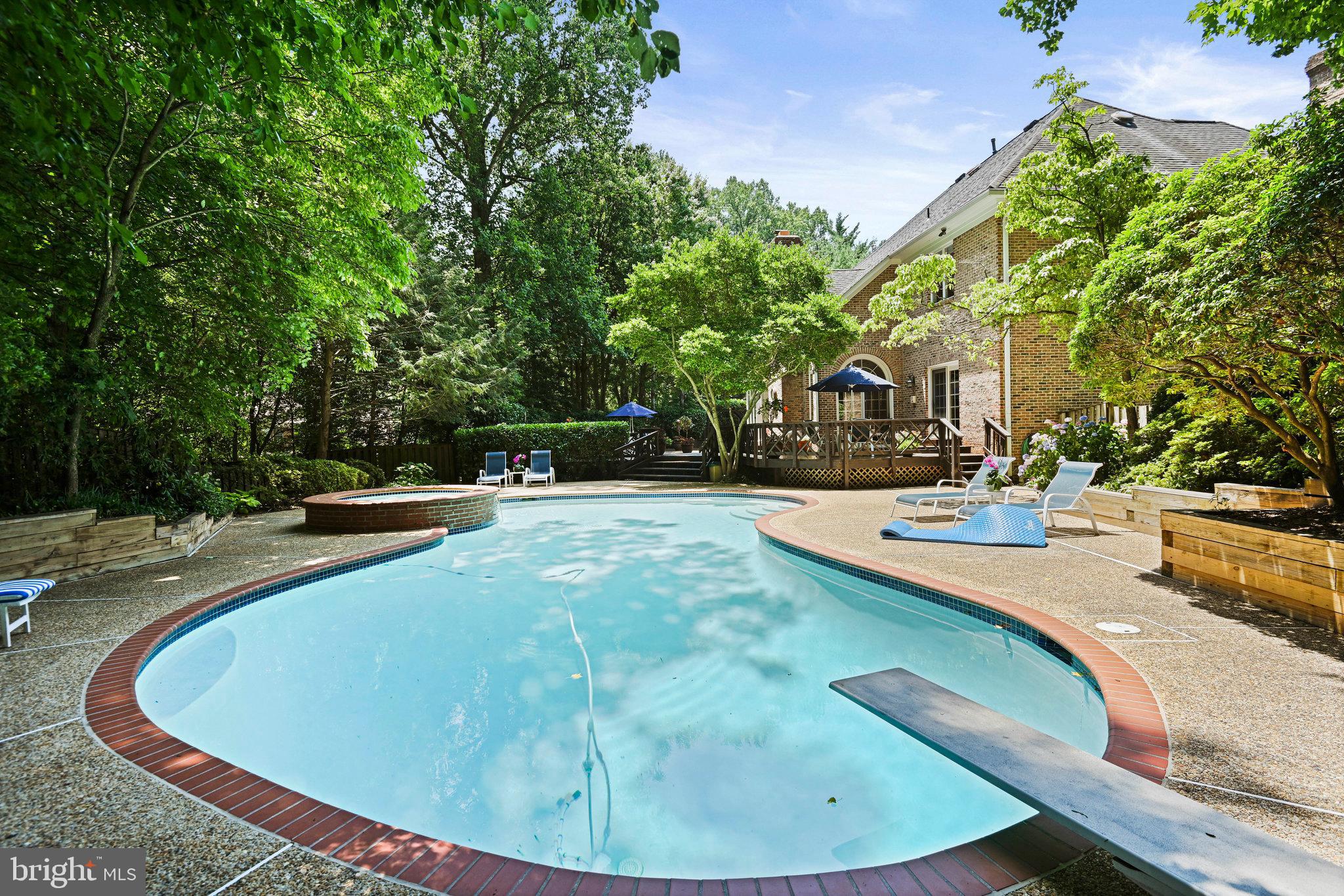 GEORGETOWN PLACE - Residential