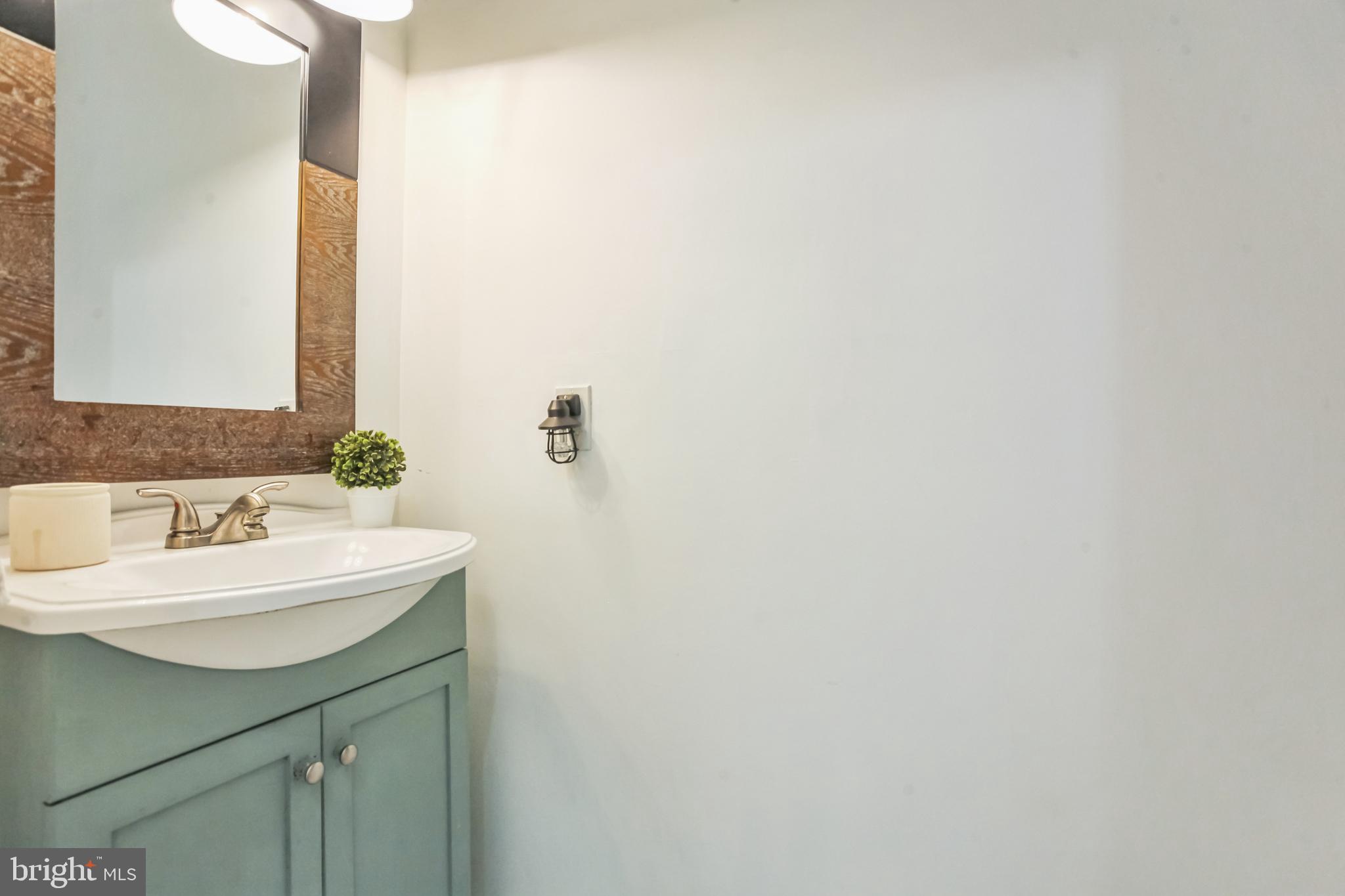 THE HIGHLANDS - Residential