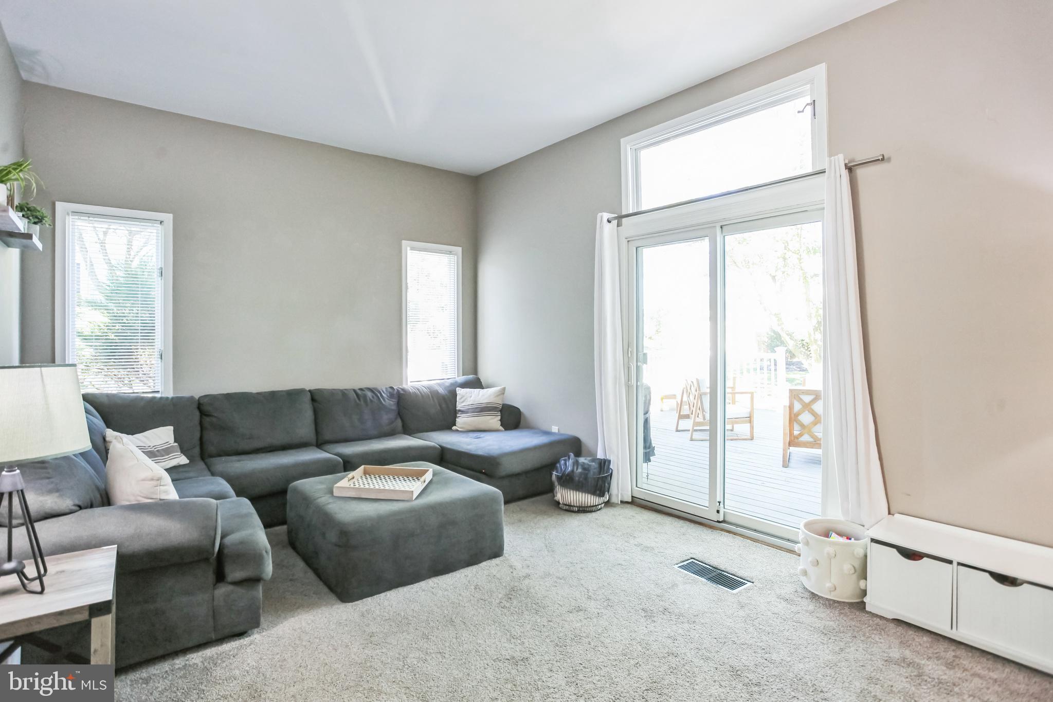 THE HIGHLANDS - Residential