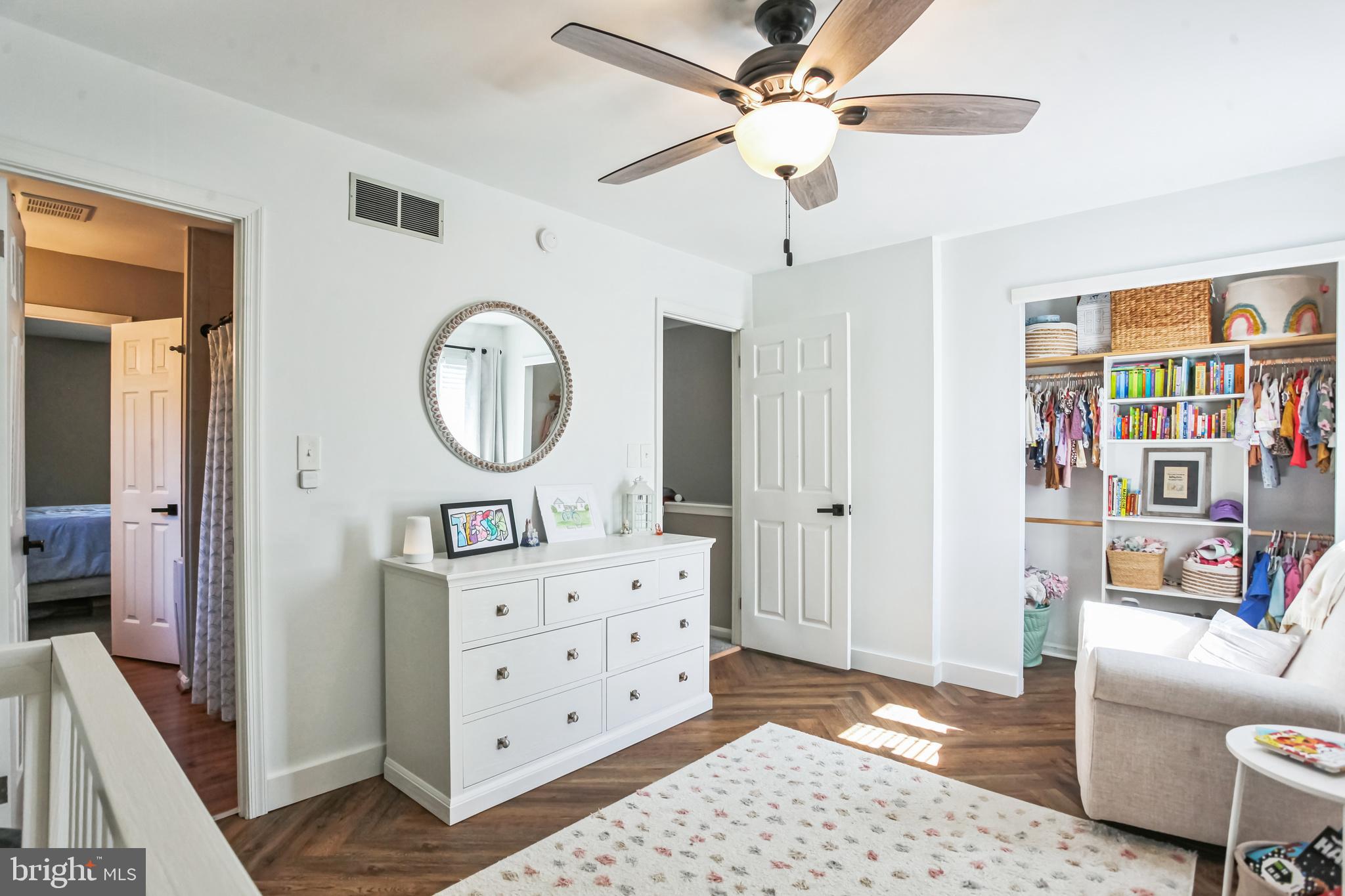 THE HIGHLANDS - Residential