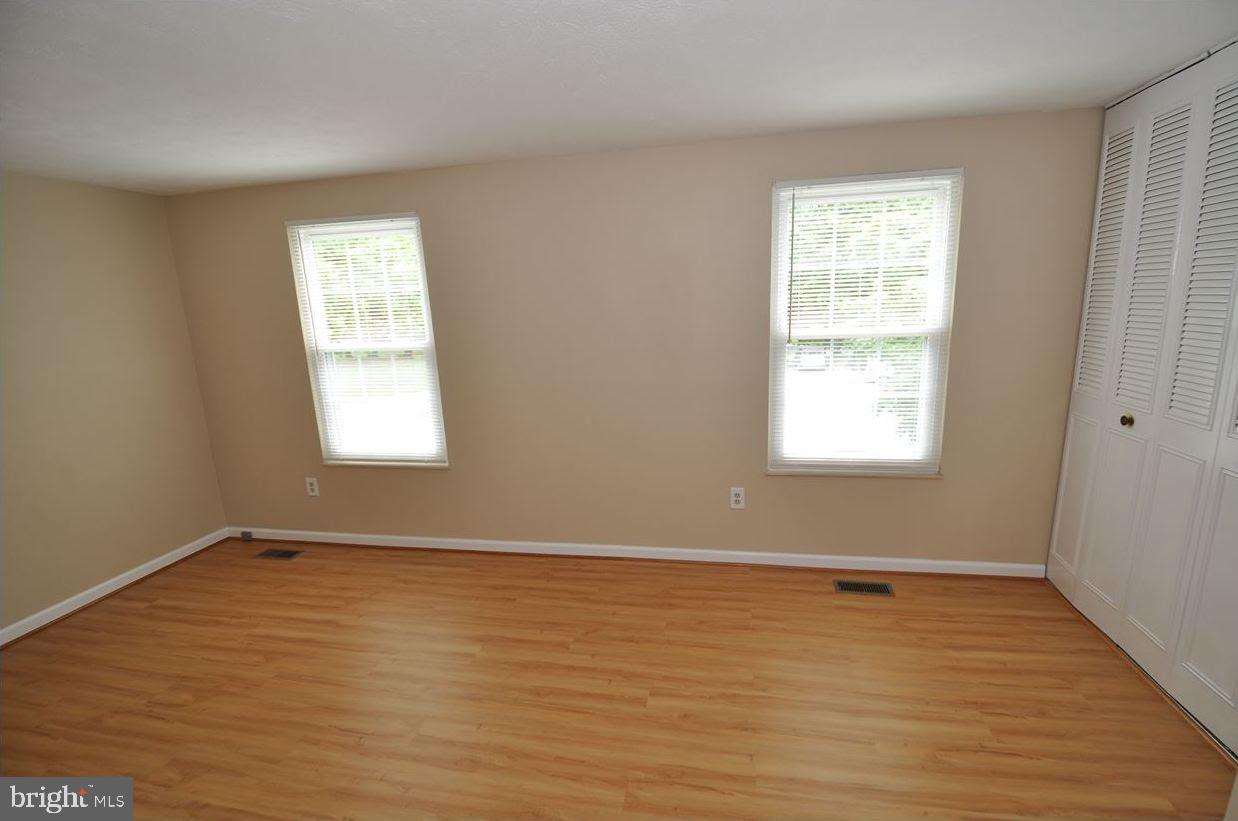 VILLAGE OF OWEN BROWN - Residential Lease