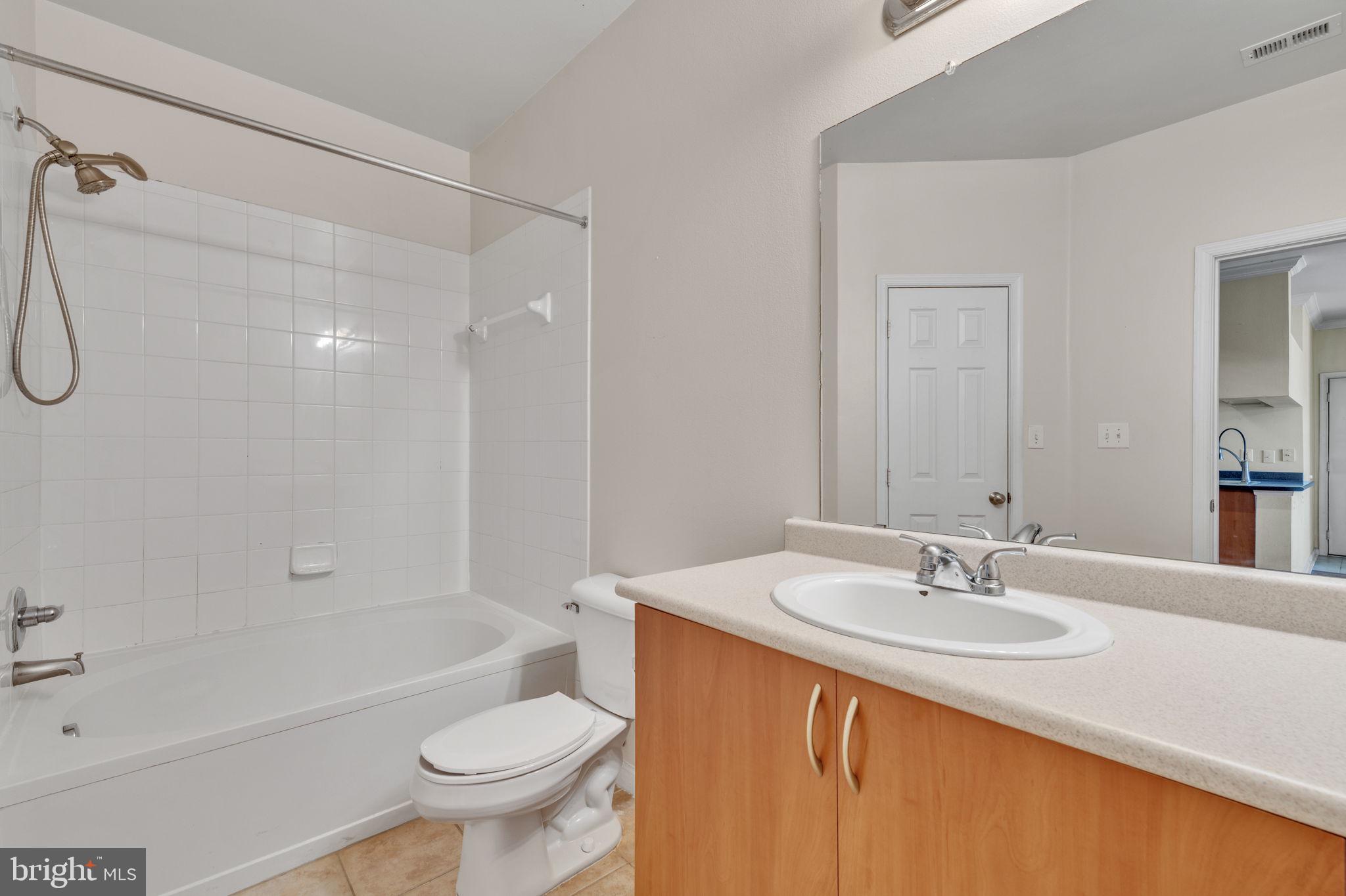 ASHMORE AT GERMANOWN COMMUNITY - Residential