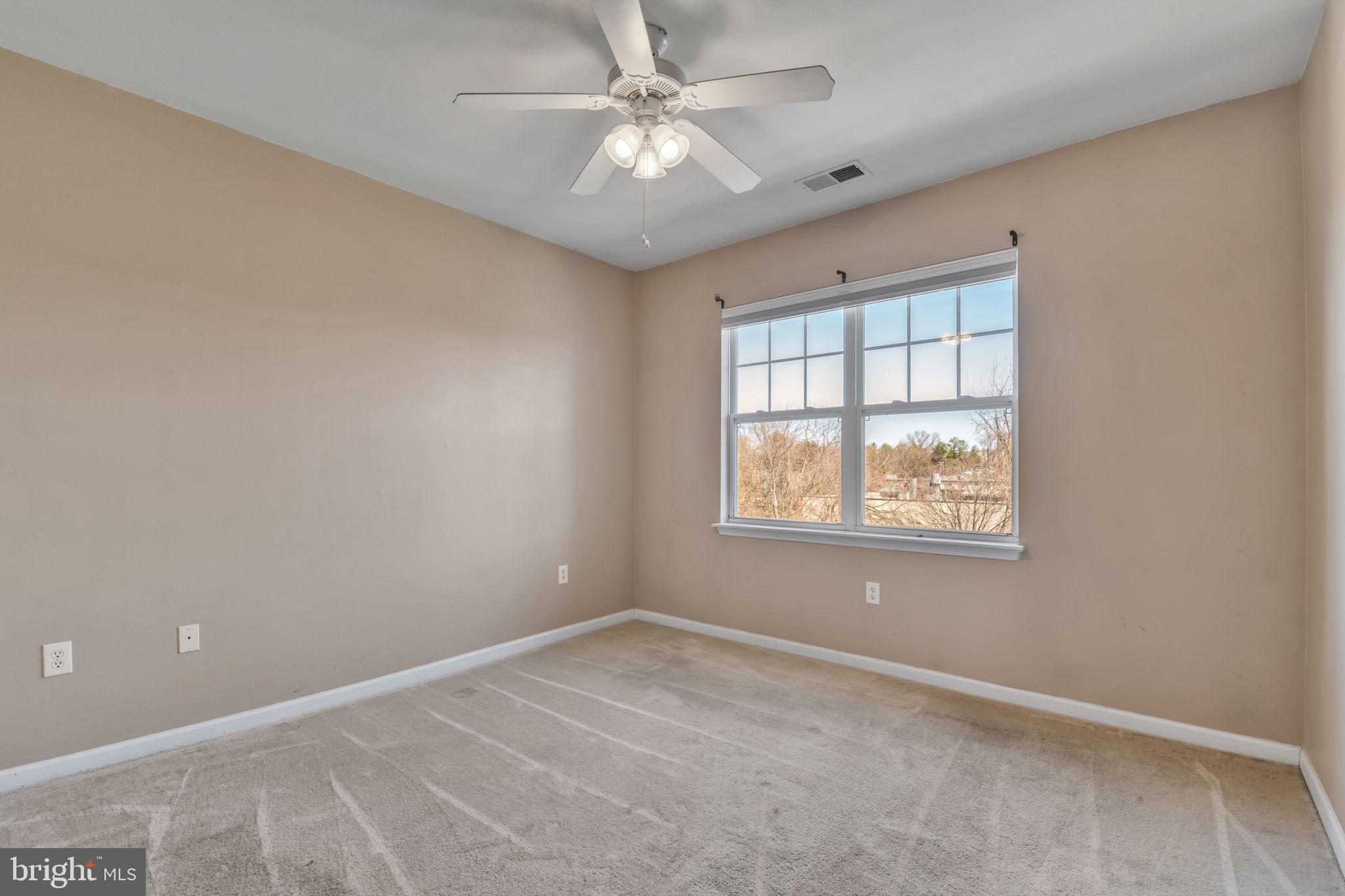 ASHMORE AT GERMANOWN COMMUNITY - Residential