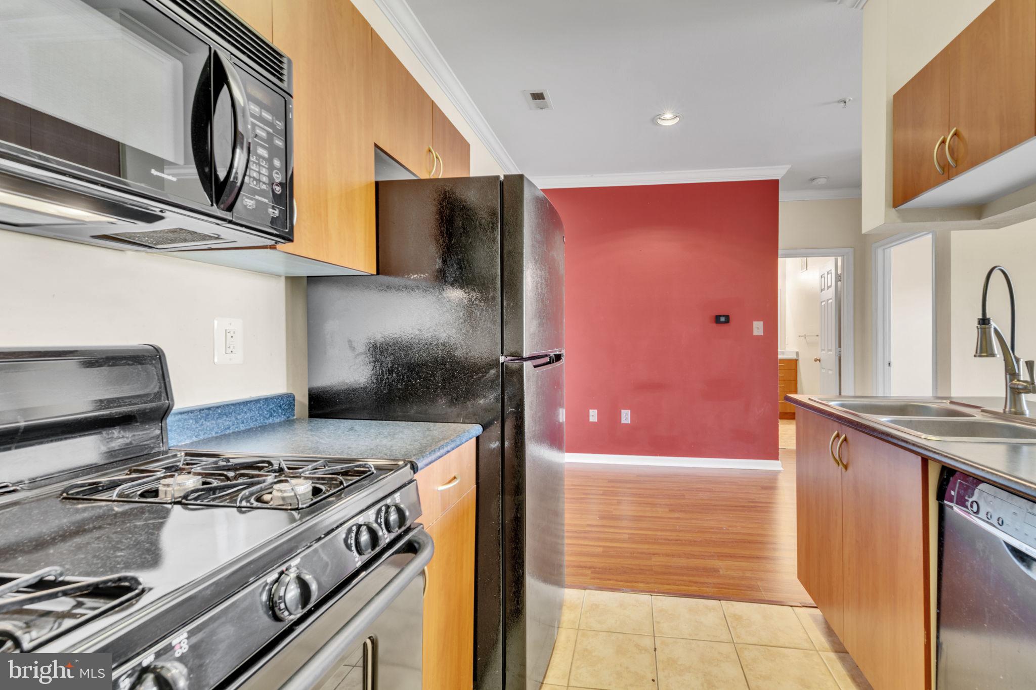 ASHMORE AT GERMANOWN COMMUNITY - Residential