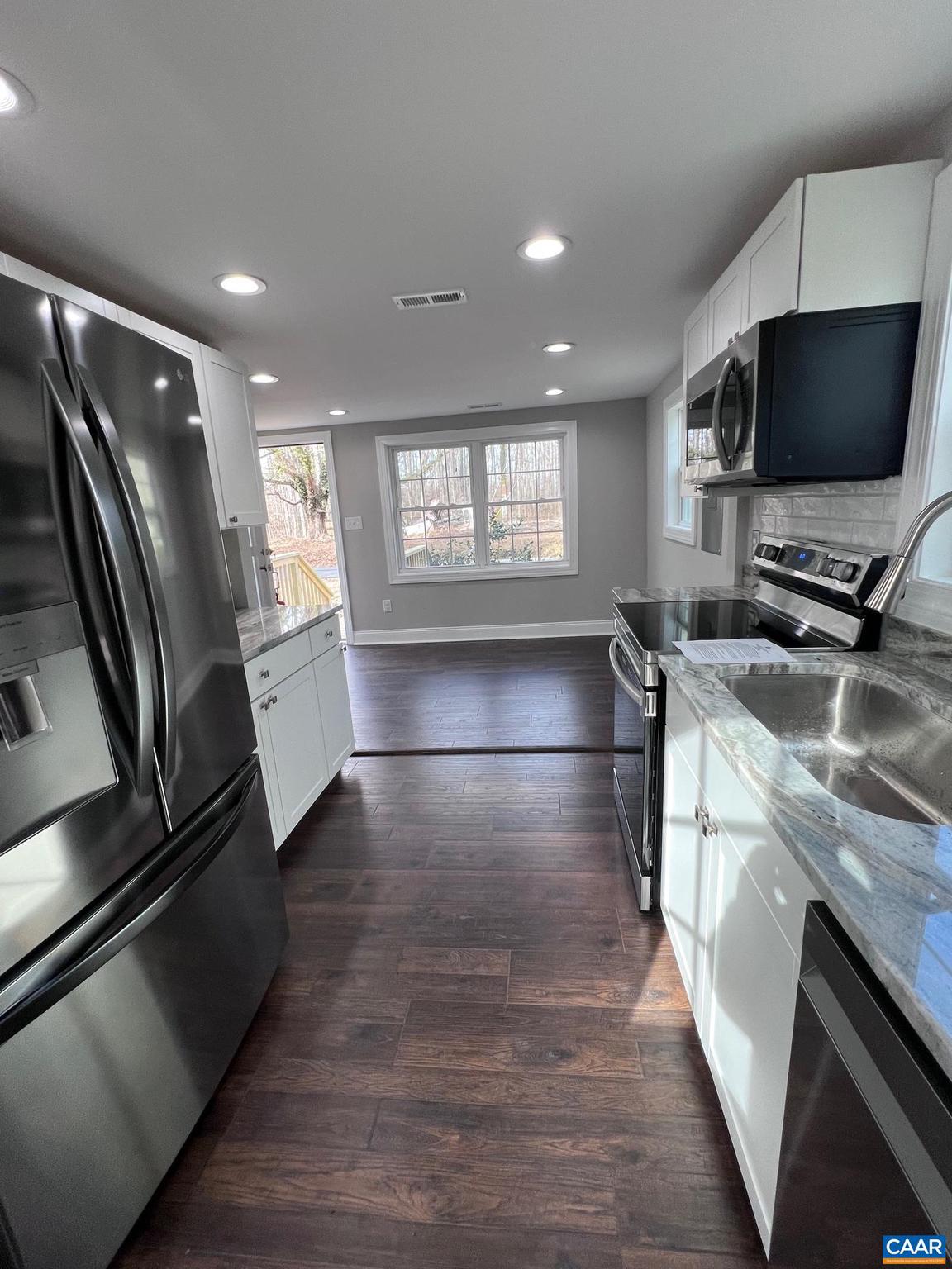 APPLE GROVE - Residential