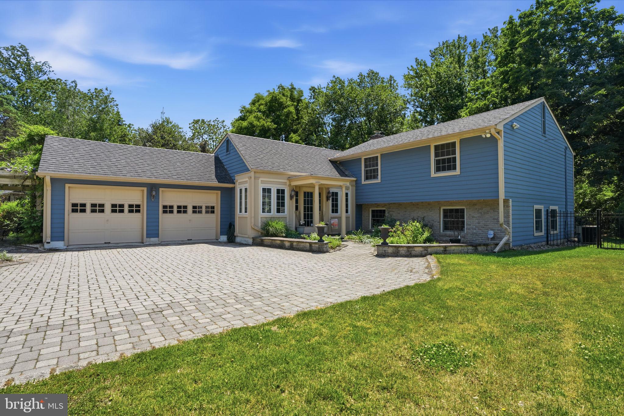 621 RIVER ROAD