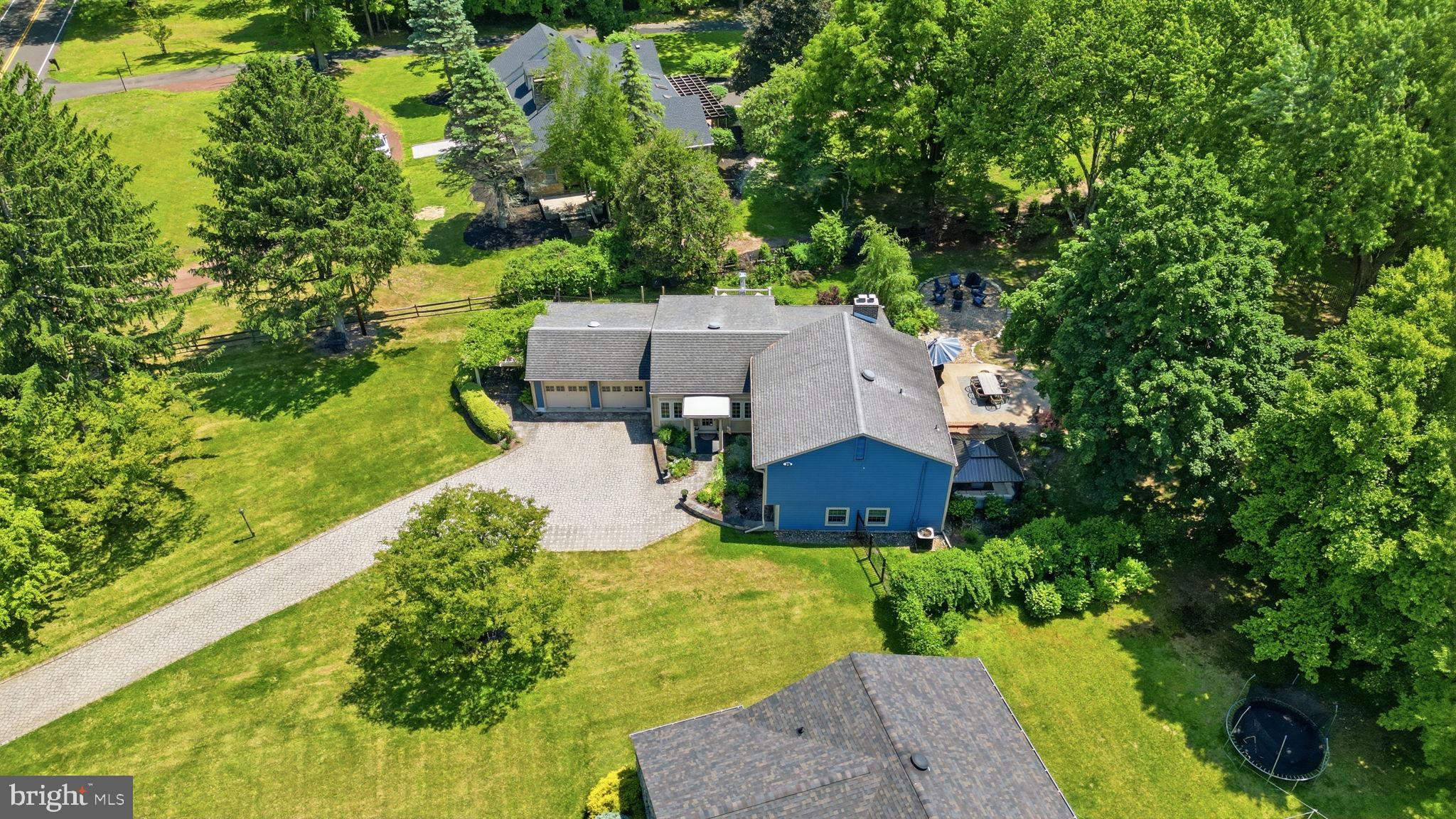 621 RIVER ROAD