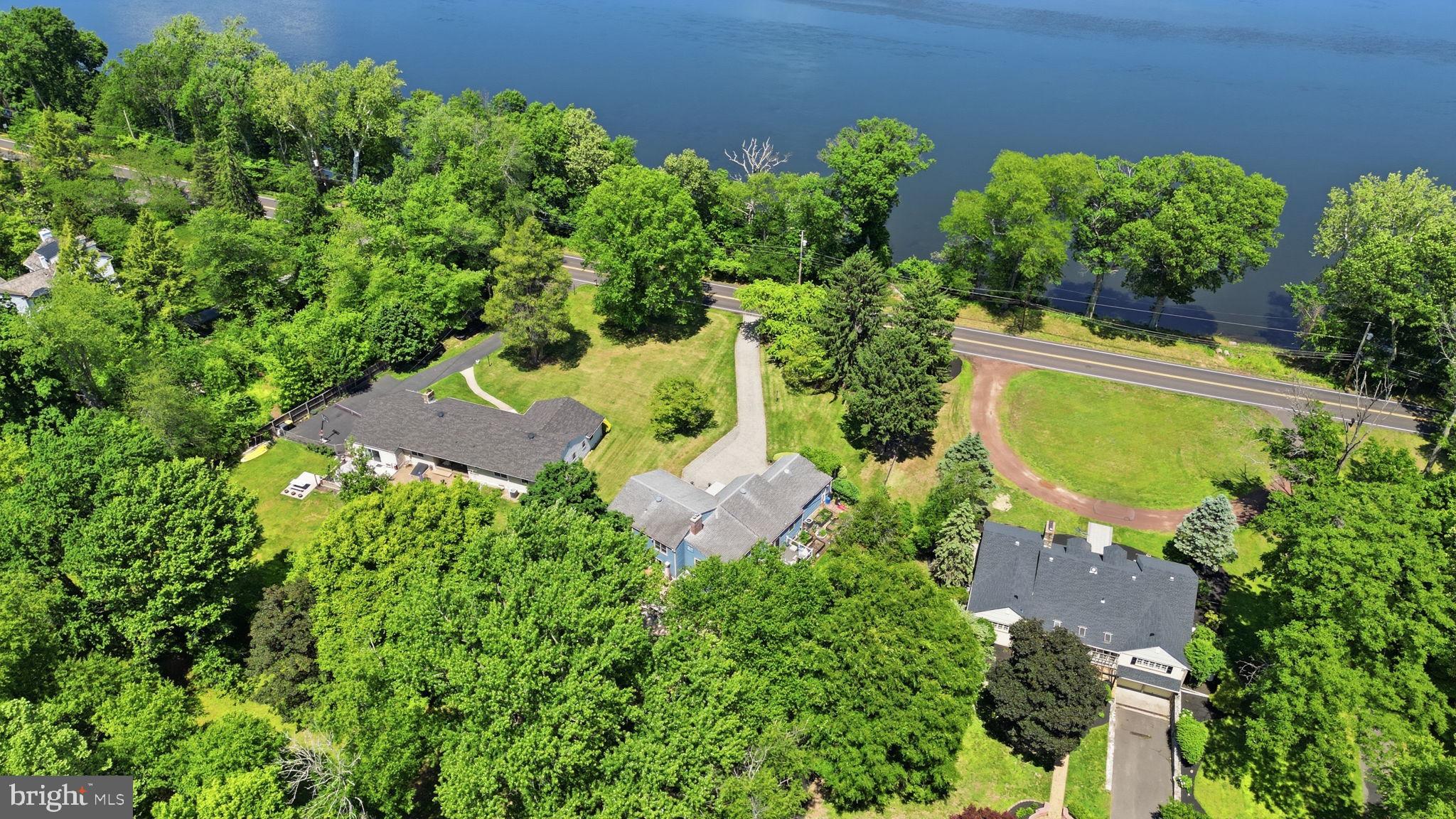 621 RIVER ROAD