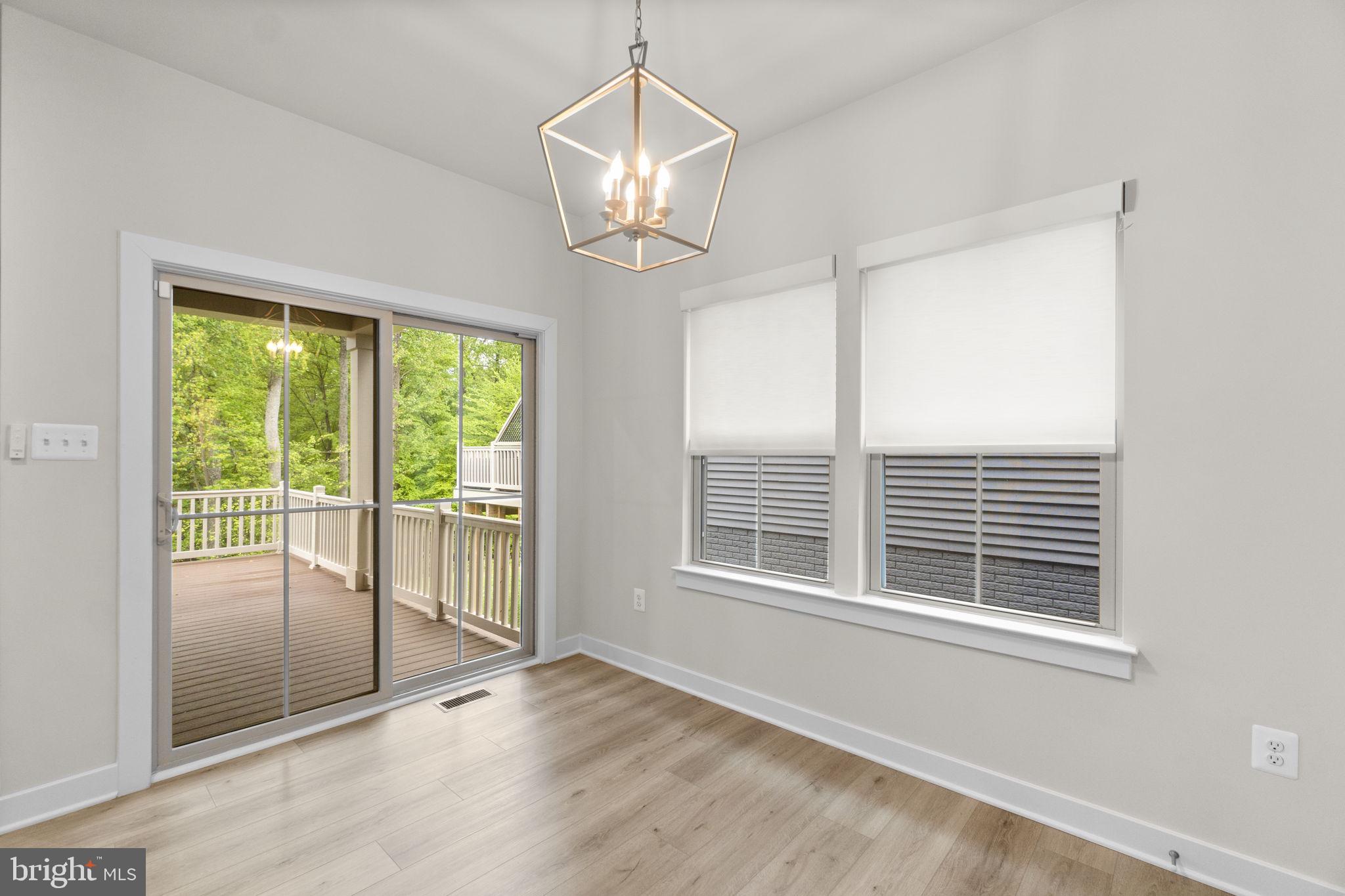 LAKE LINGANORE - Residential