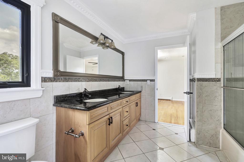 136 CARLOUGH ROAD