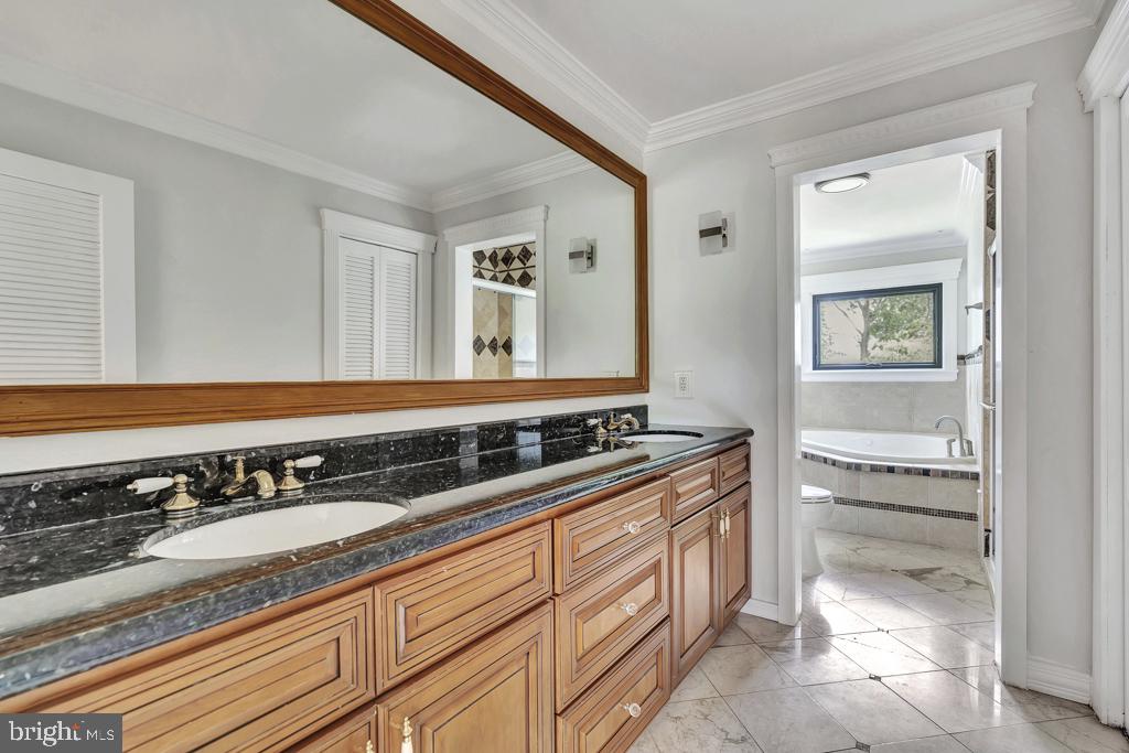 136 CARLOUGH ROAD