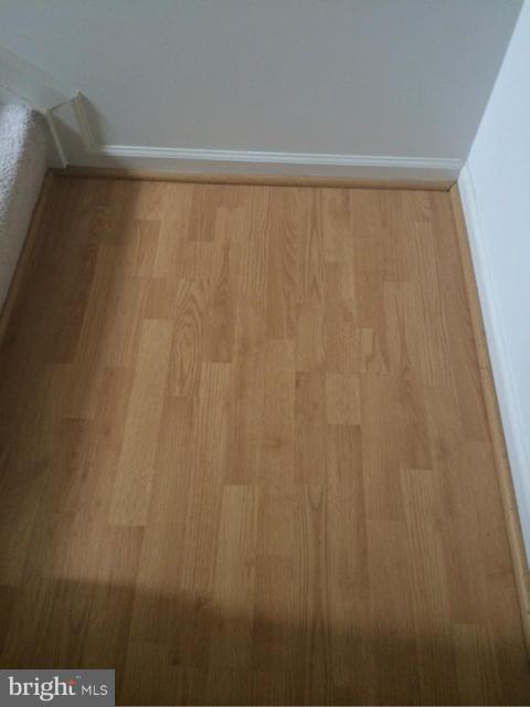 COUNTY CENTER/LANDBAY - Residential