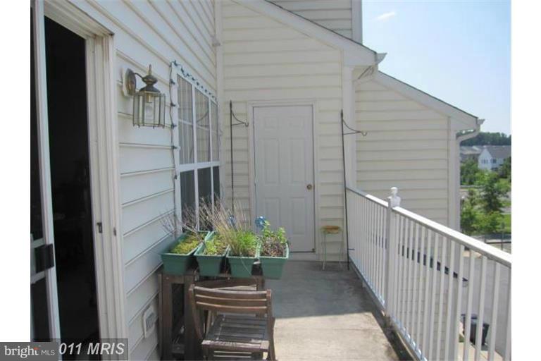 COUNTY CENTER/LANDBAY - Residential