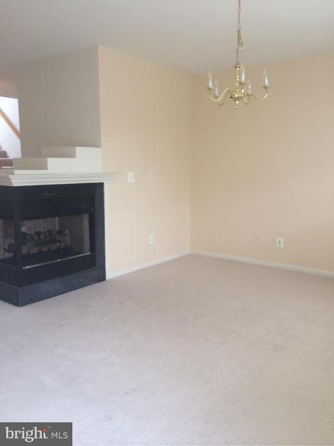 COUNTY CENTER/LANDBAY - Residential