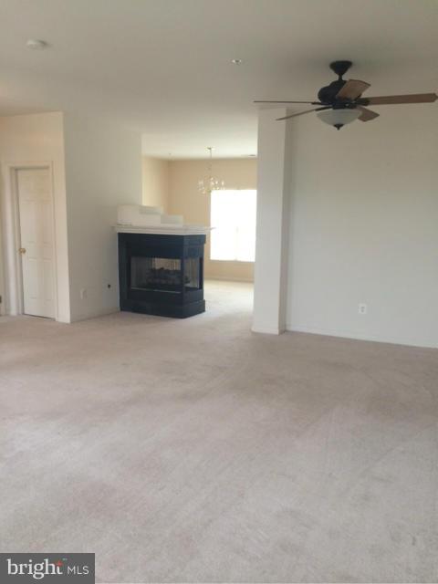 COUNTY CENTER/LANDBAY - Residential