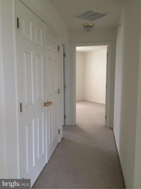 COUNTY CENTER/LANDBAY - Residential