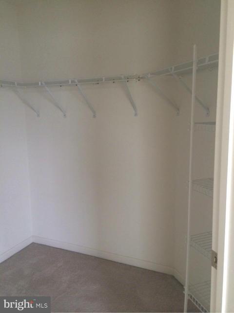 COUNTY CENTER/LANDBAY - Residential