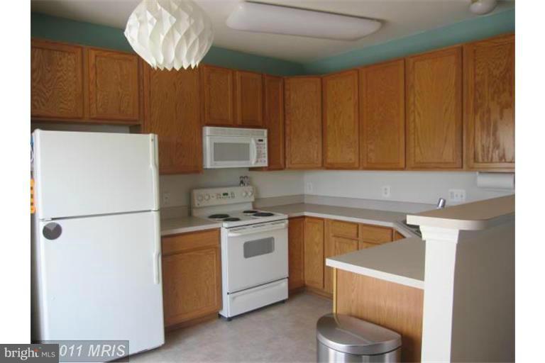 COUNTY CENTER/LANDBAY - Residential