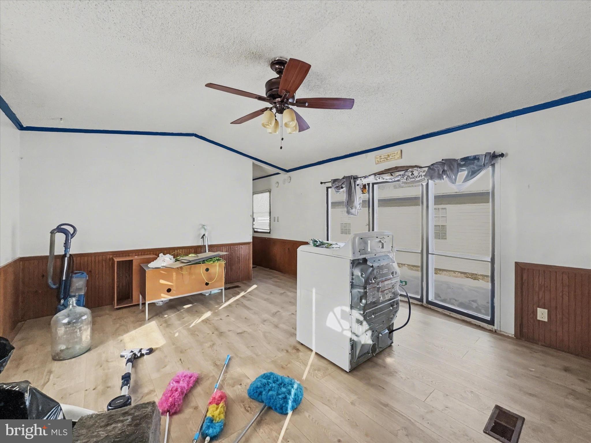 WILLIAMS ESTATES - Residential