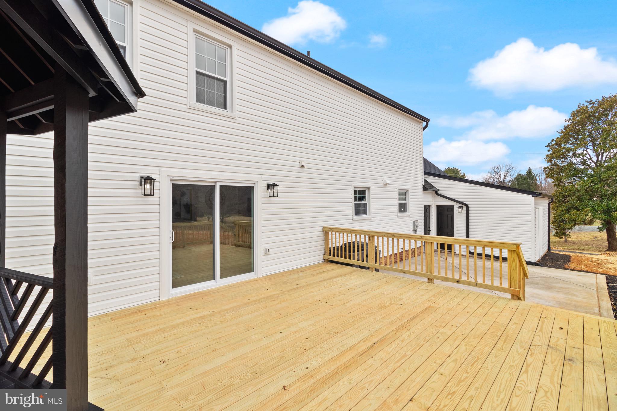 CRESCENT HILLS ESTATES - Residential