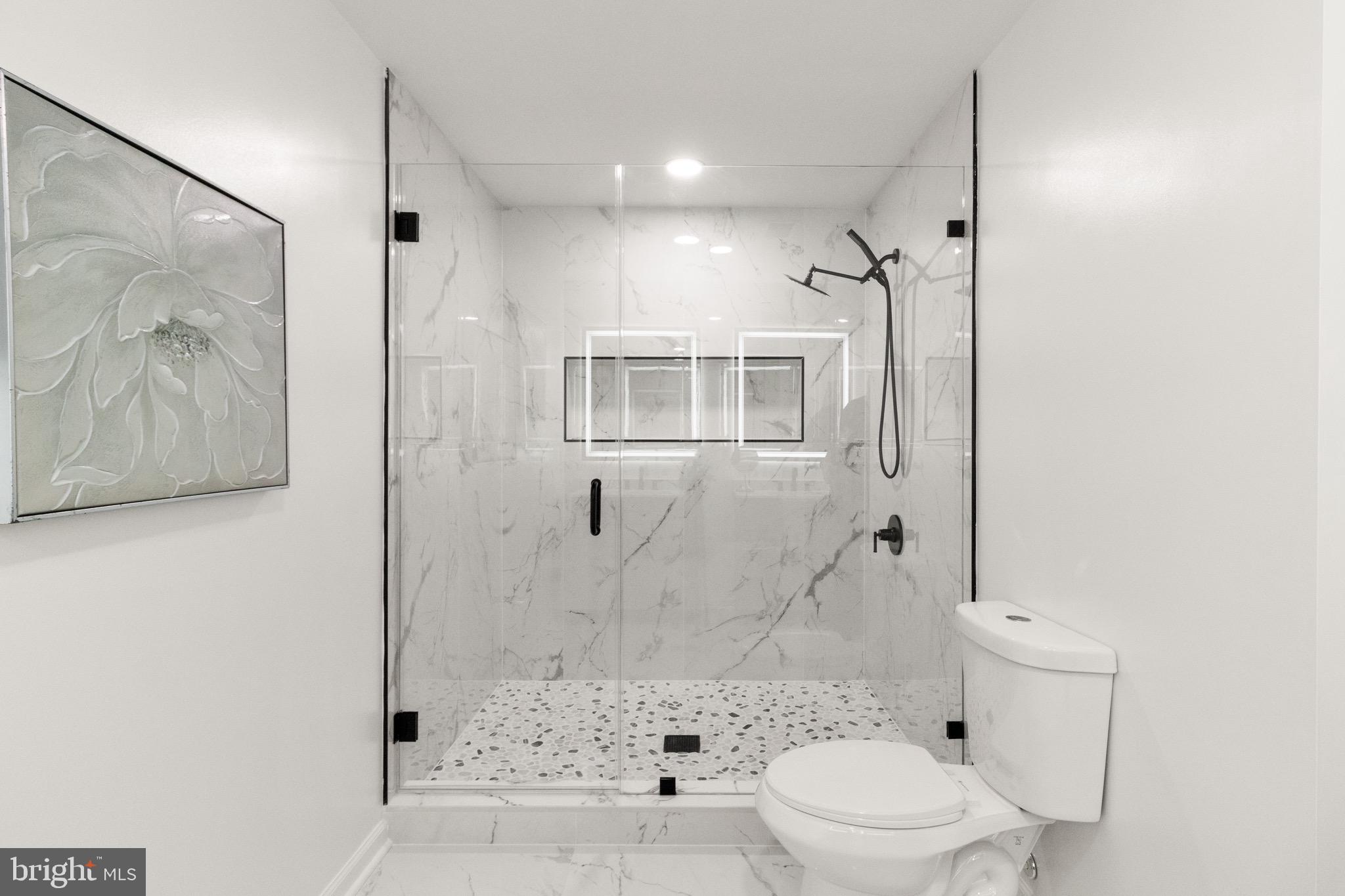 CRESCENT HILLS ESTATES - Residential