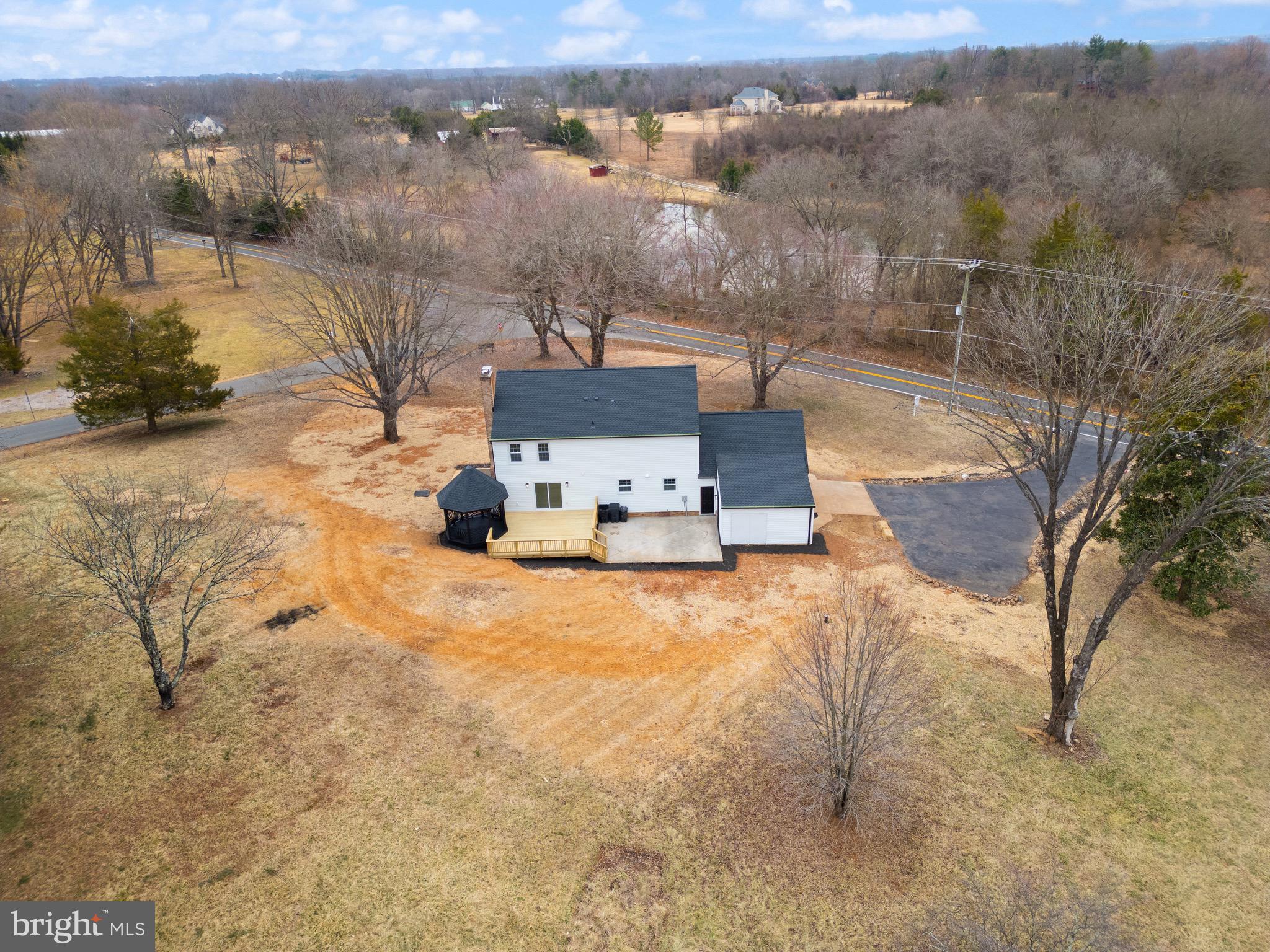 CRESCENT HILLS ESTATES - Residential