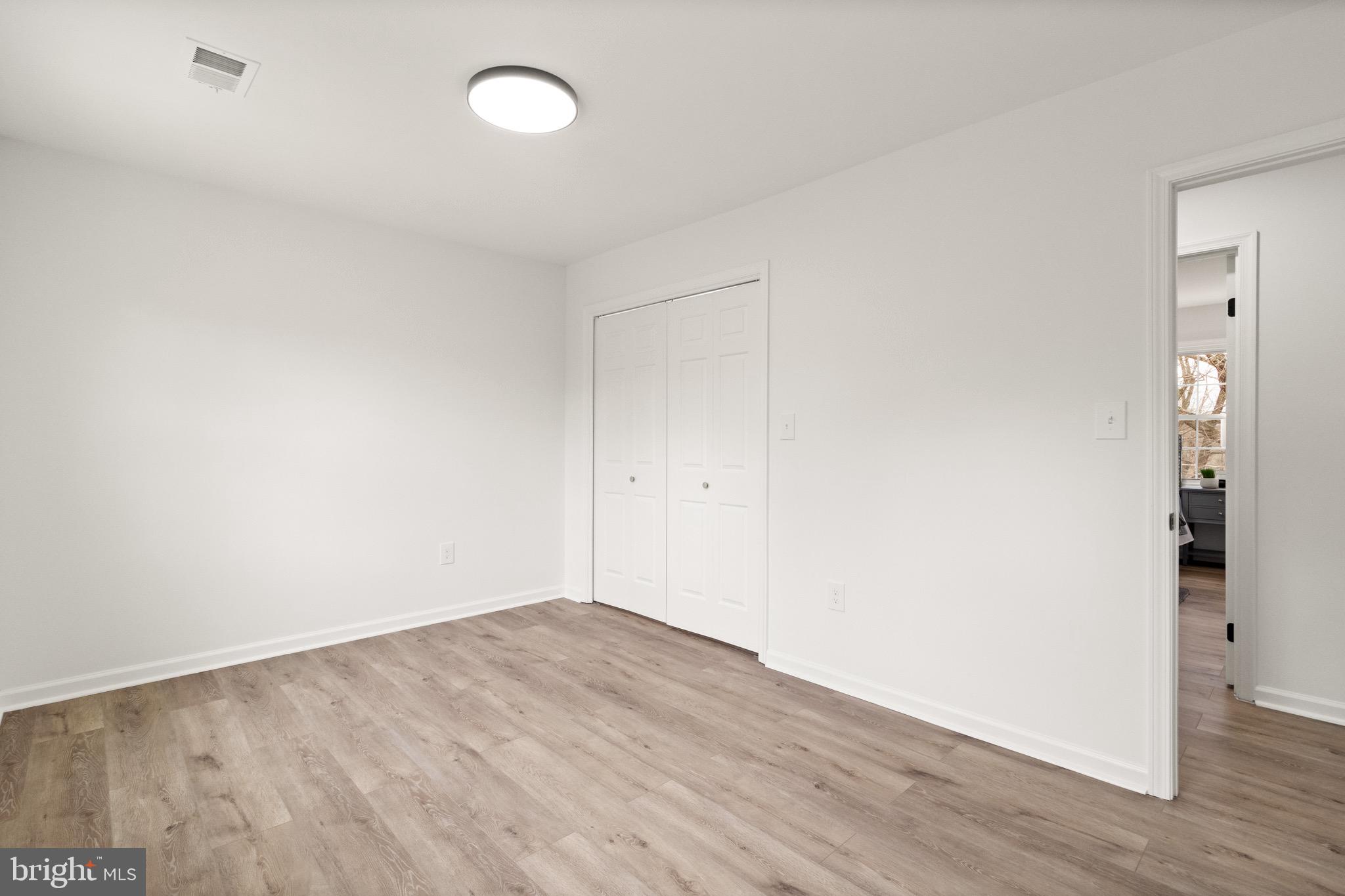 CRESCENT HILLS ESTATES - Residential