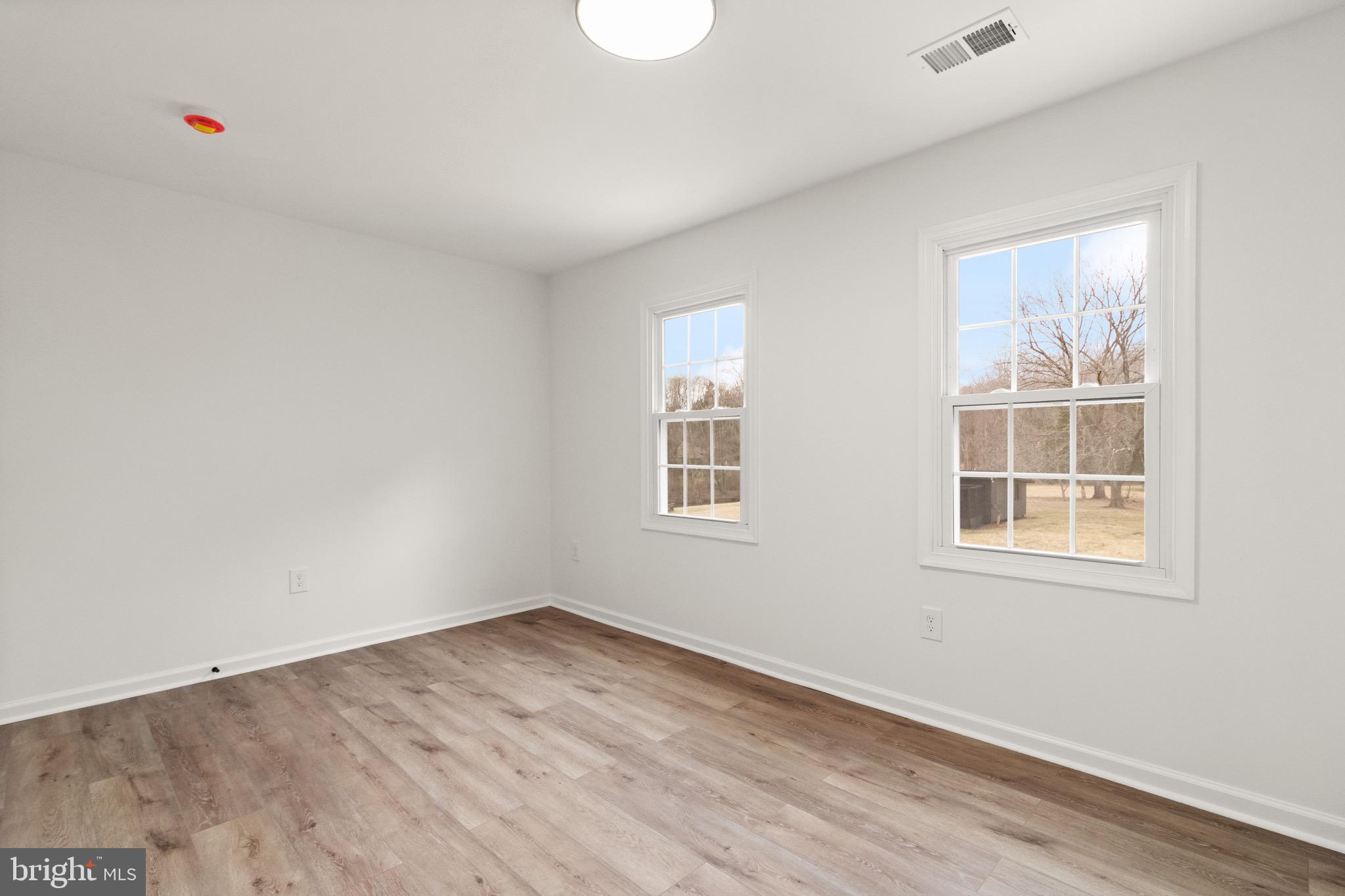 CRESCENT HILLS ESTATES - Residential