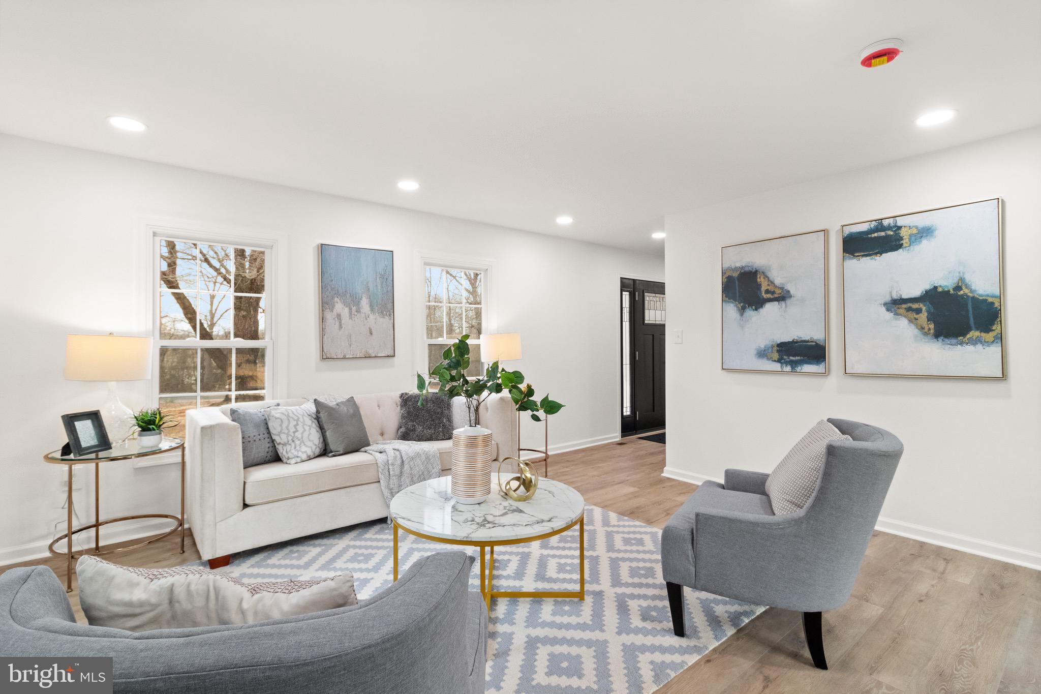 CRESCENT HILLS ESTATES - Residential