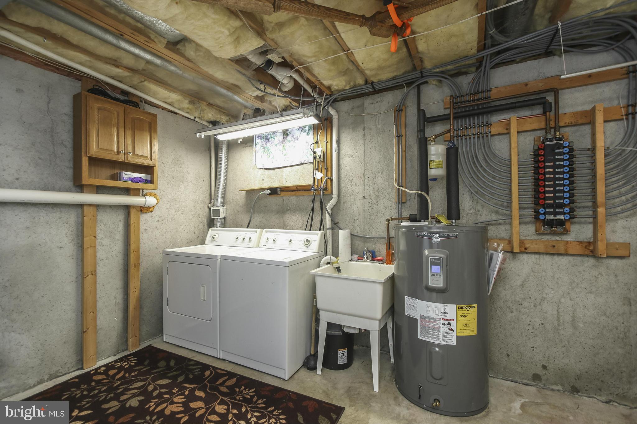 SMALL CROSSINGS - Residential