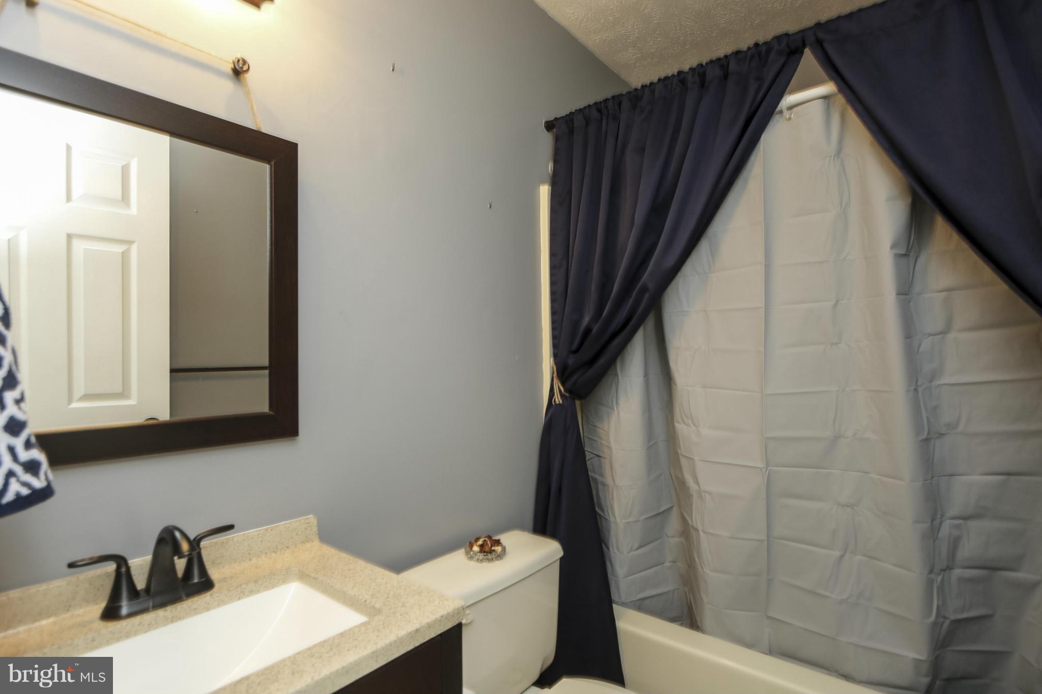 SMALL CROSSINGS - Residential