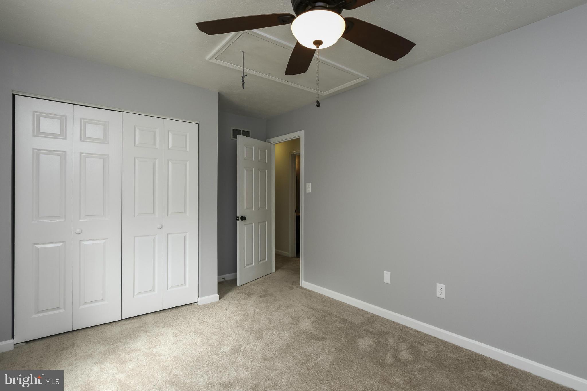 SMALL CROSSINGS - Residential