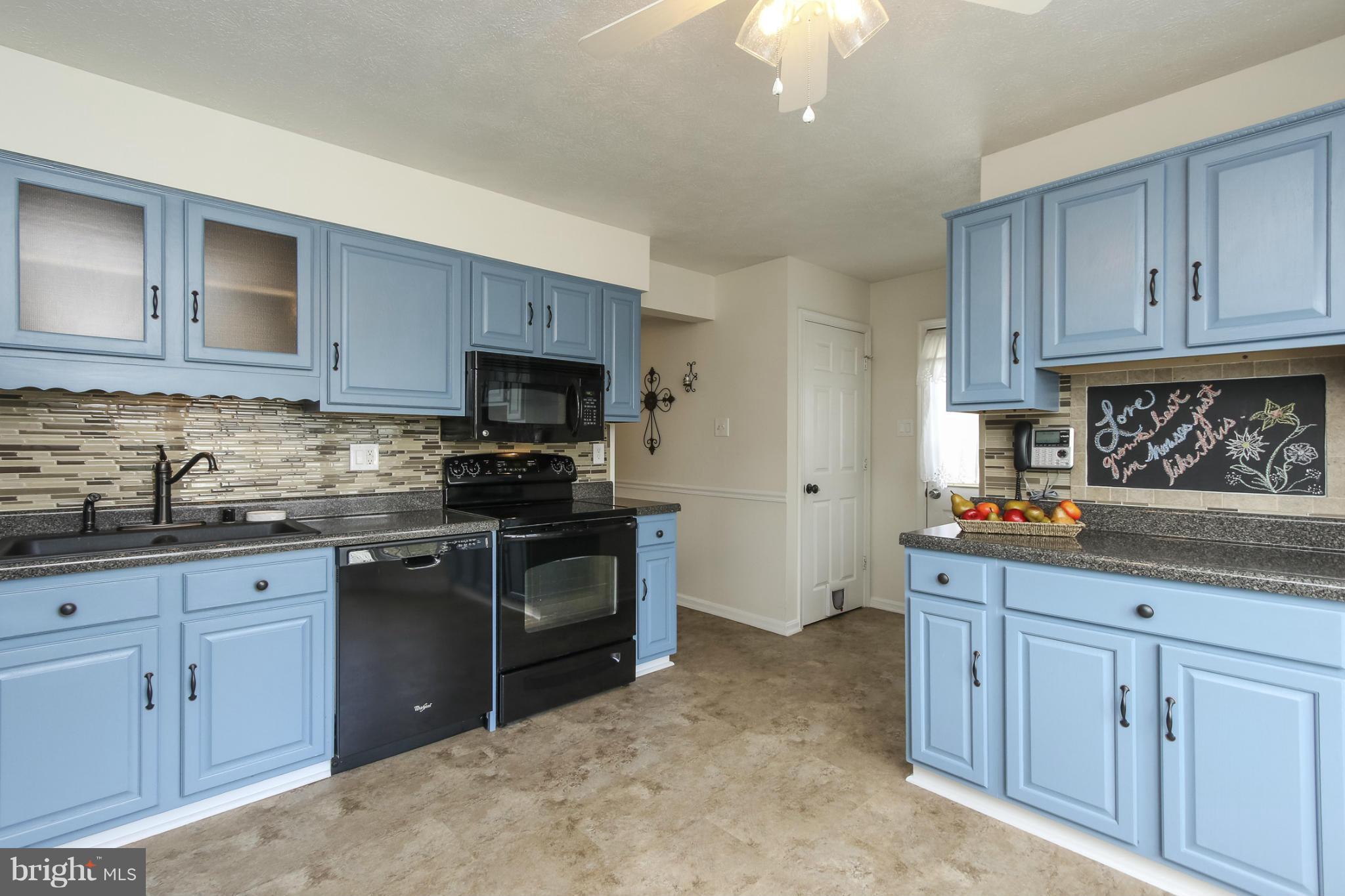 SMALL CROSSINGS - Residential