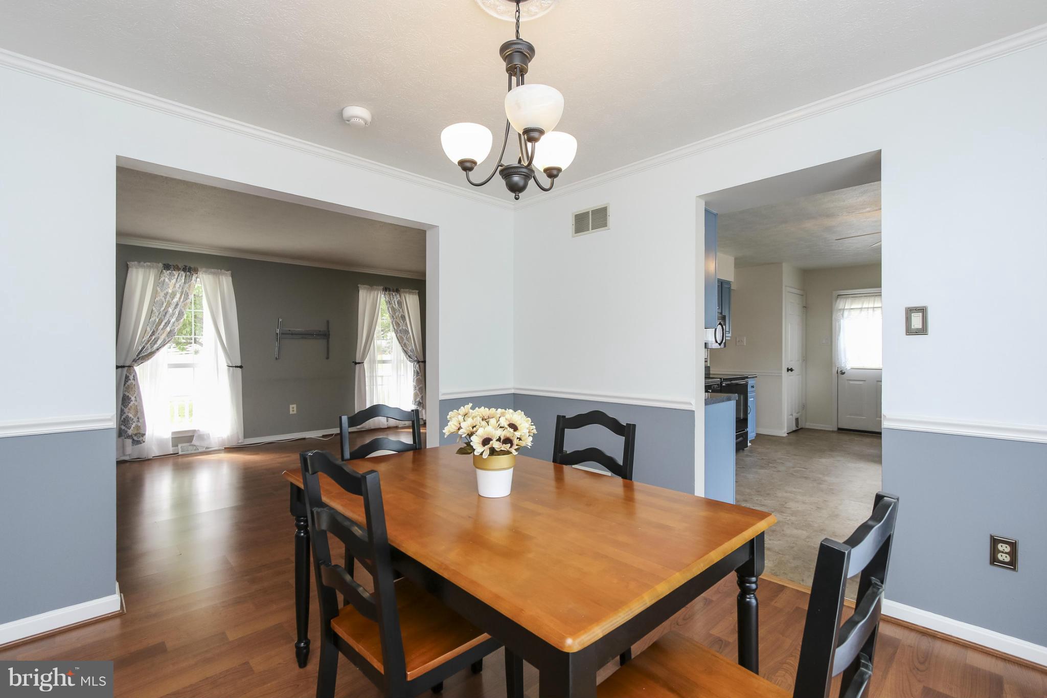 SMALL CROSSINGS - Residential