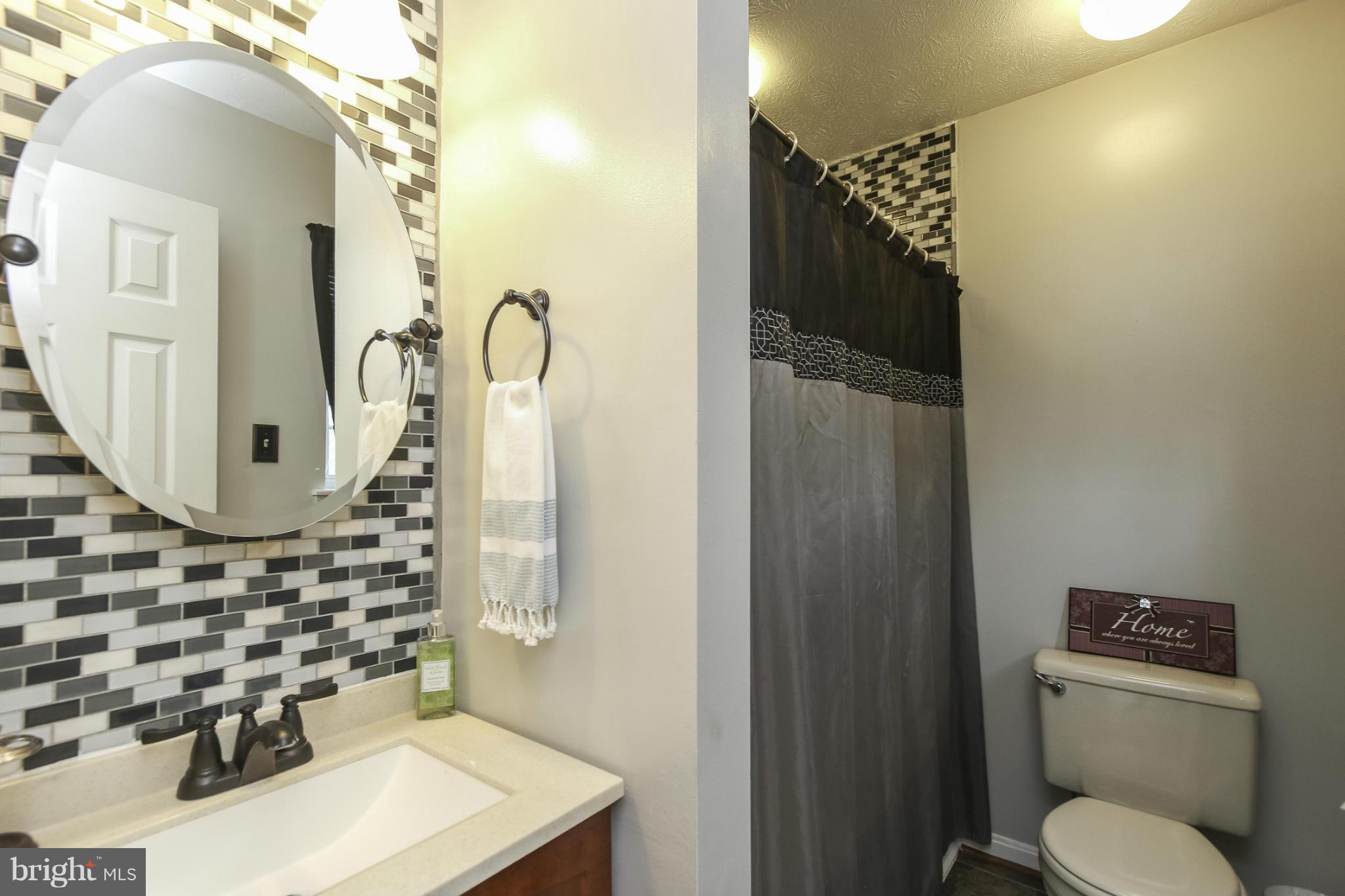 SMALL CROSSINGS - Residential