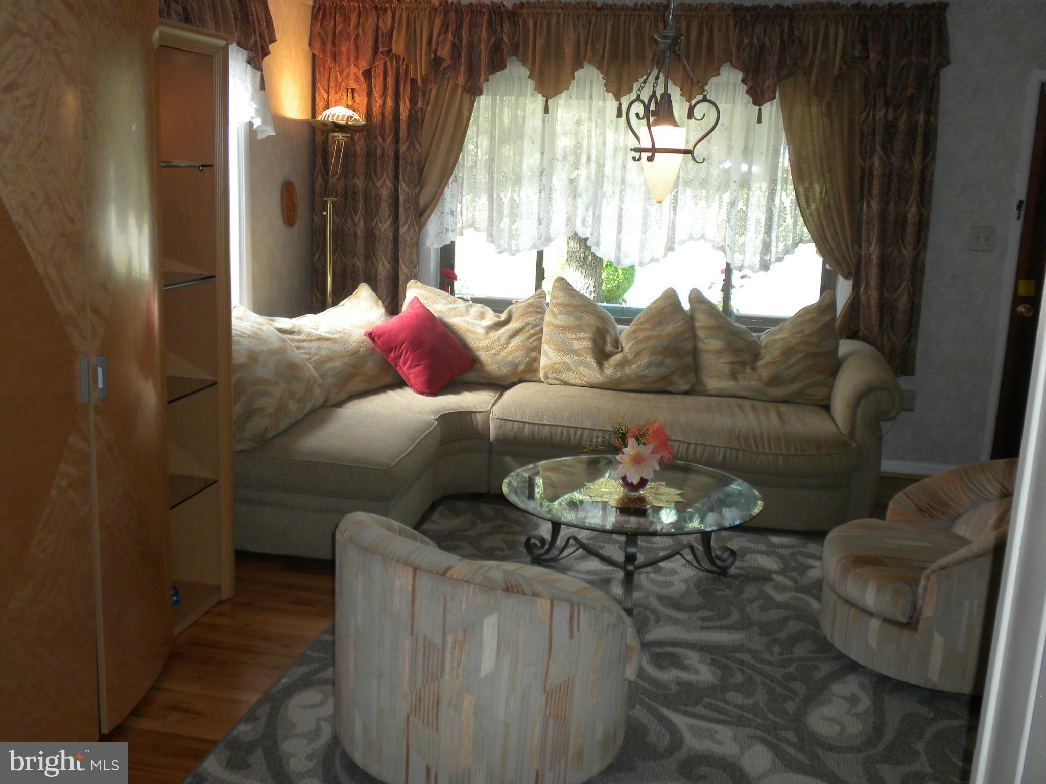 FAIRCHESTER - Residential