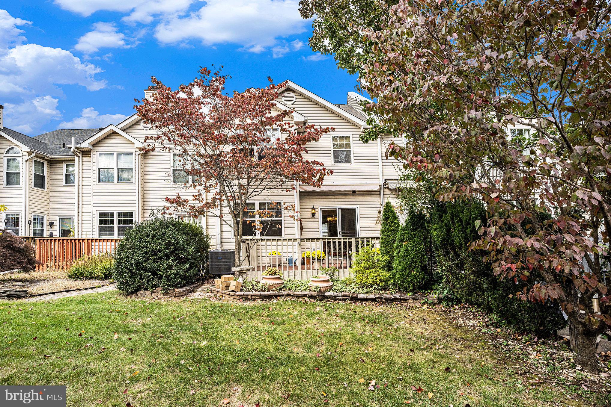 THE HIGHLANDS - Residential