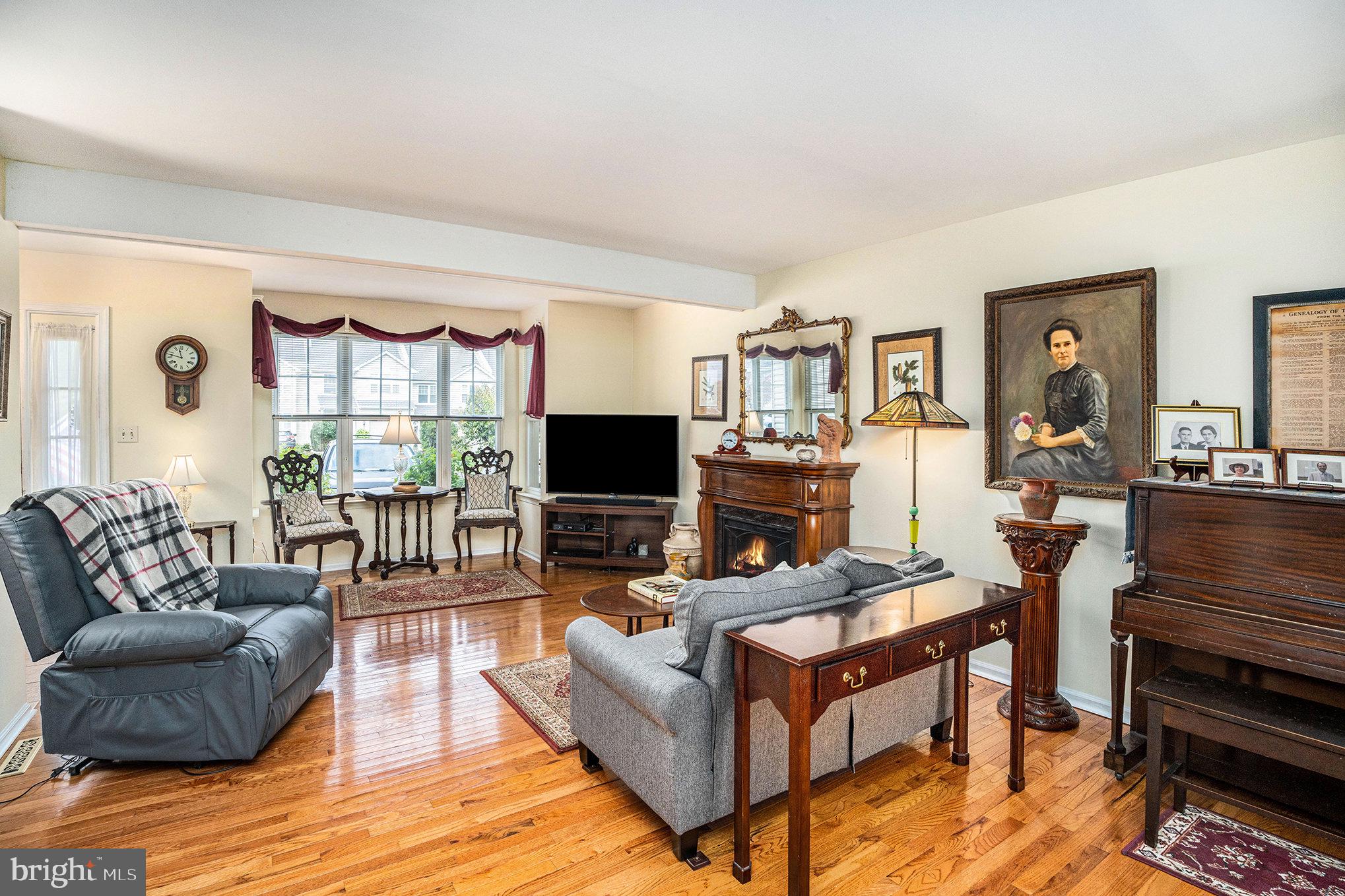 THE HIGHLANDS - Residential