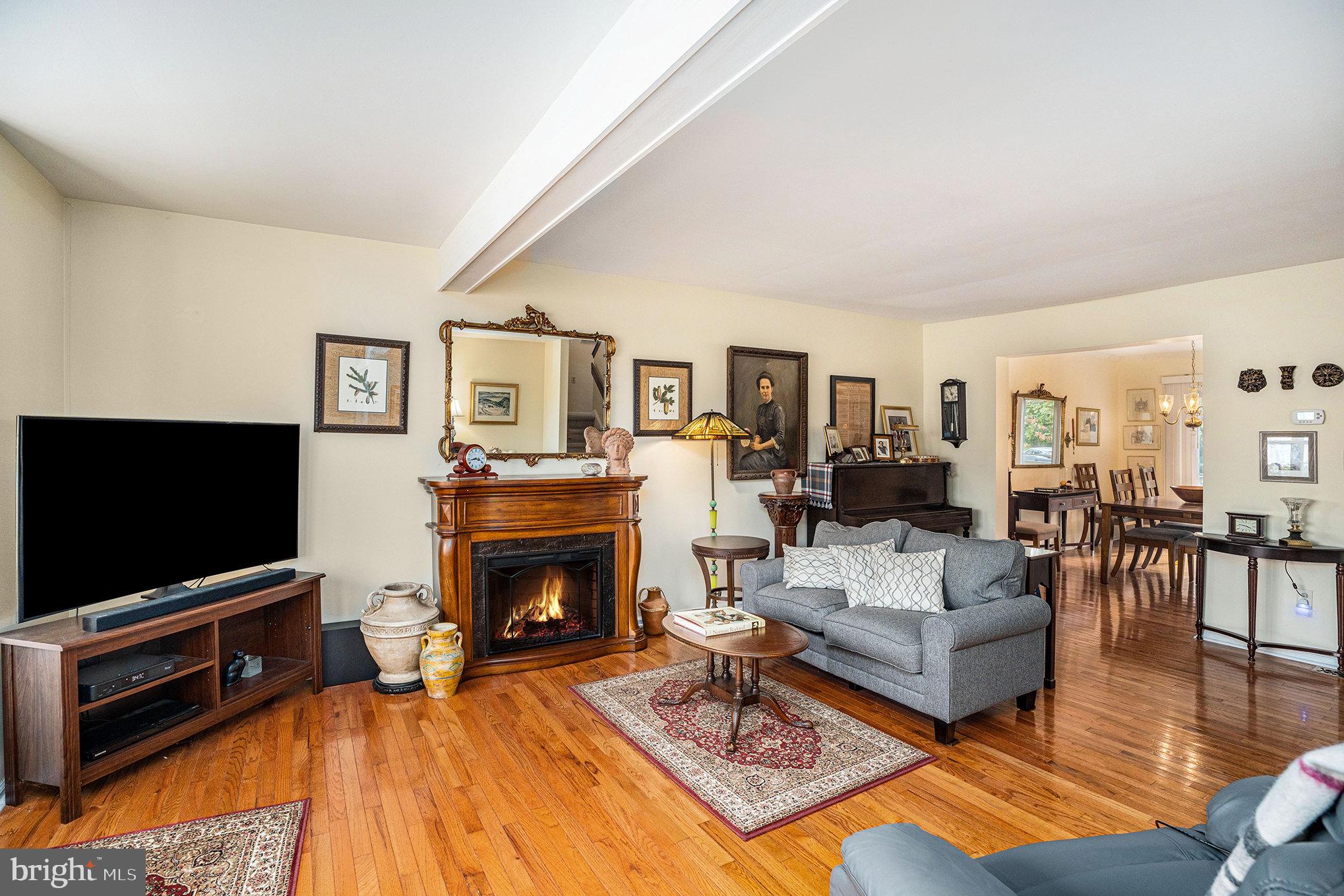 THE HIGHLANDS - Residential