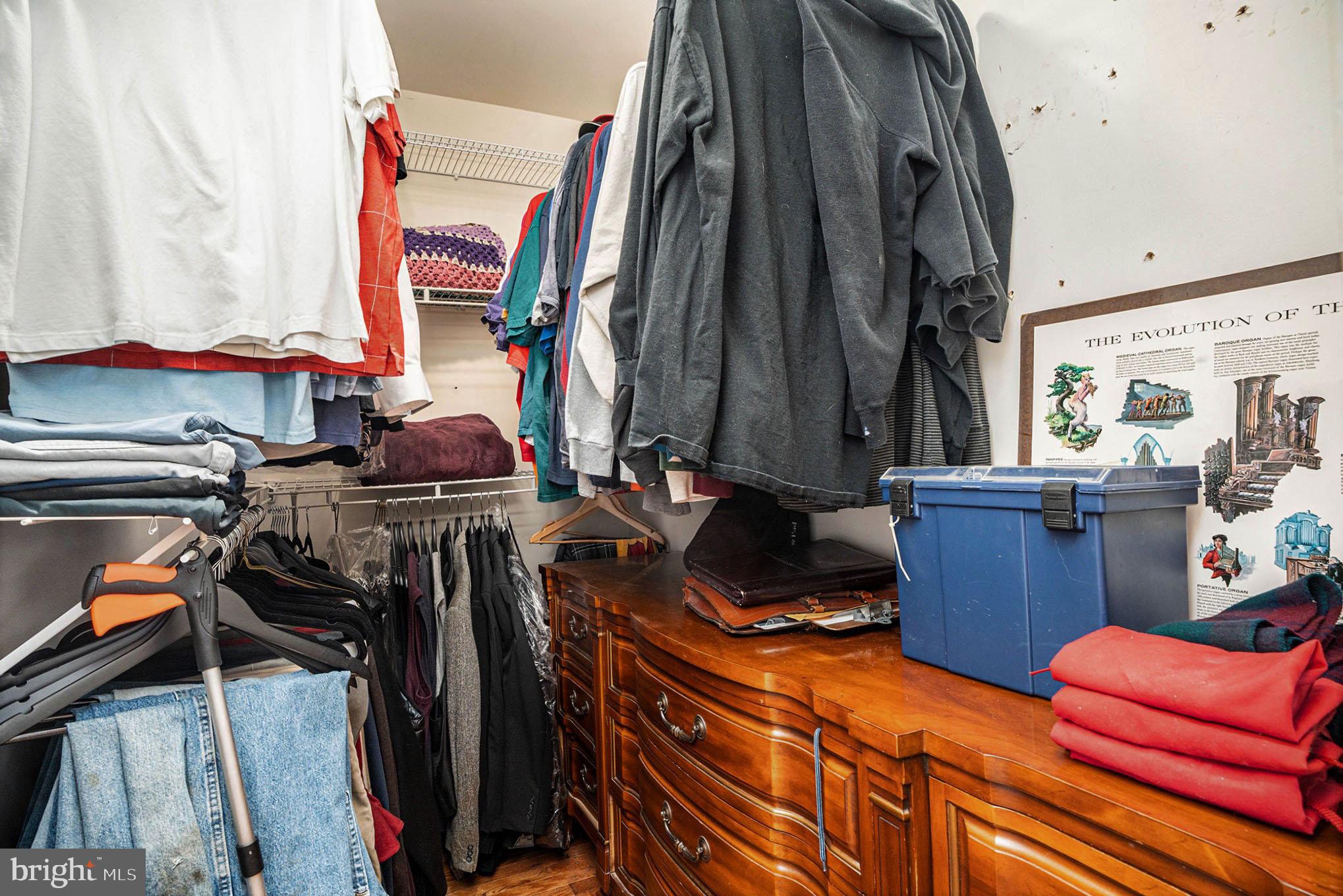 THE HIGHLANDS - Residential