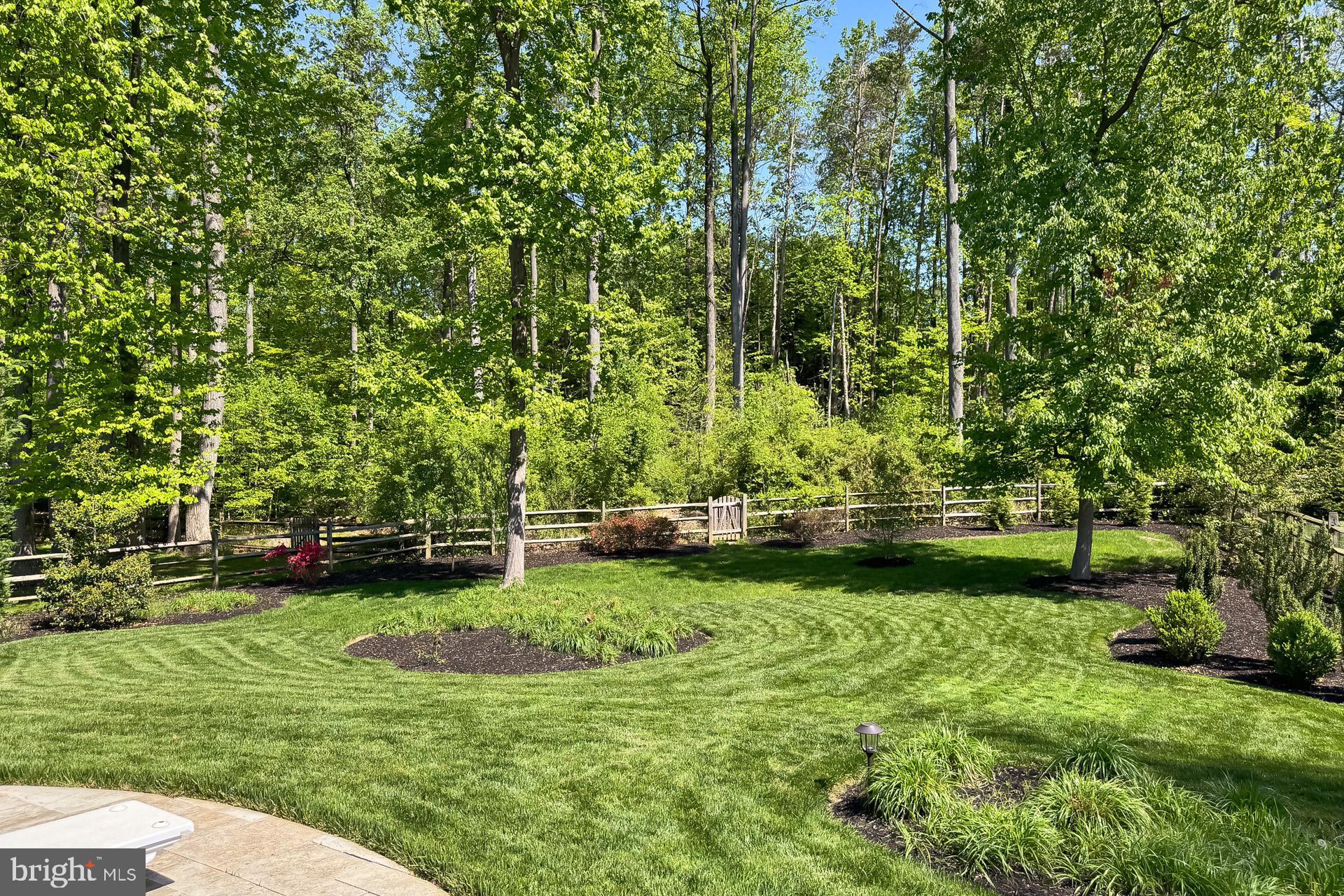 FAIRFAX STATION - Residential