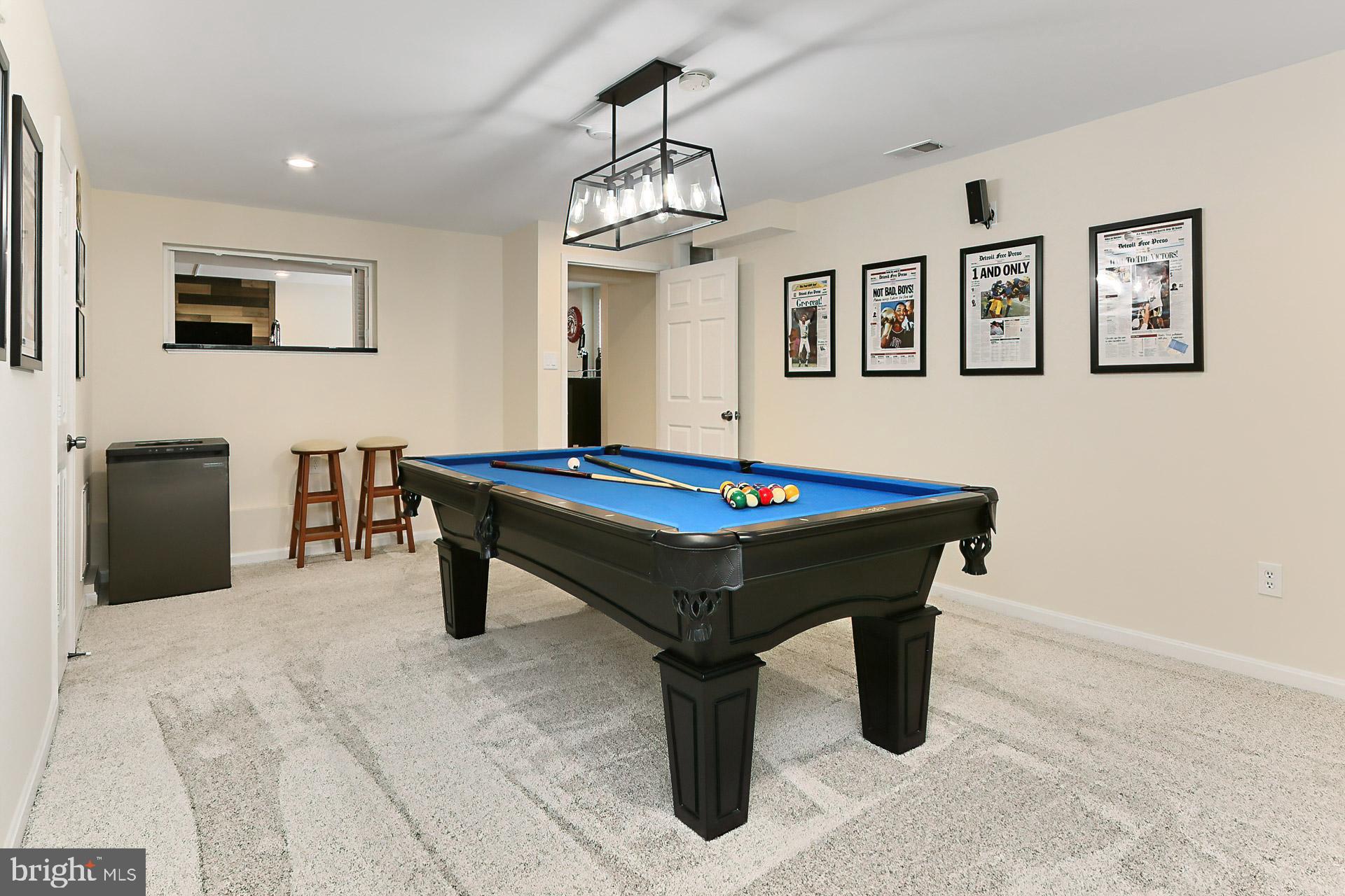 FAIRFAX STATION - Residential