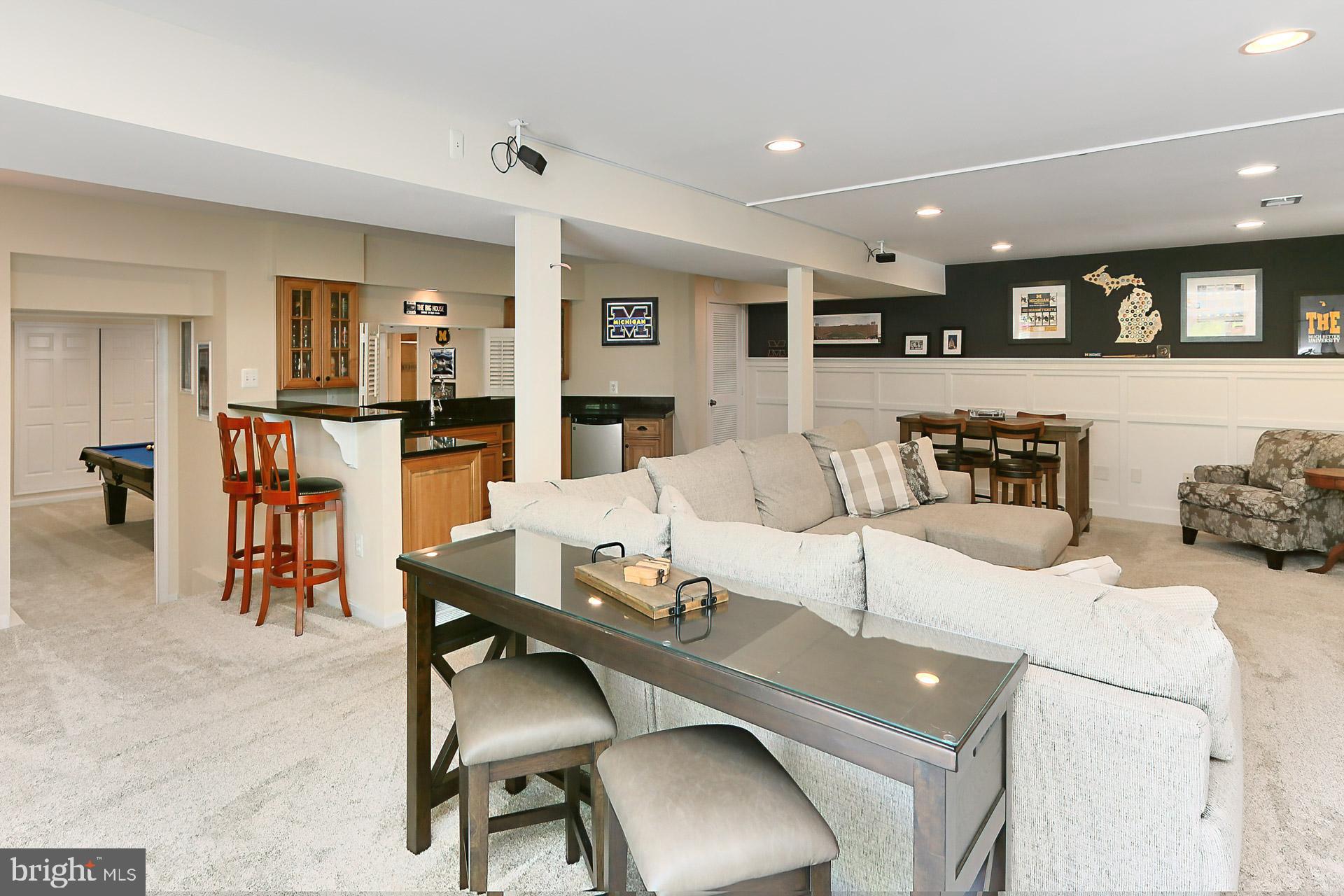 FAIRFAX STATION - Residential