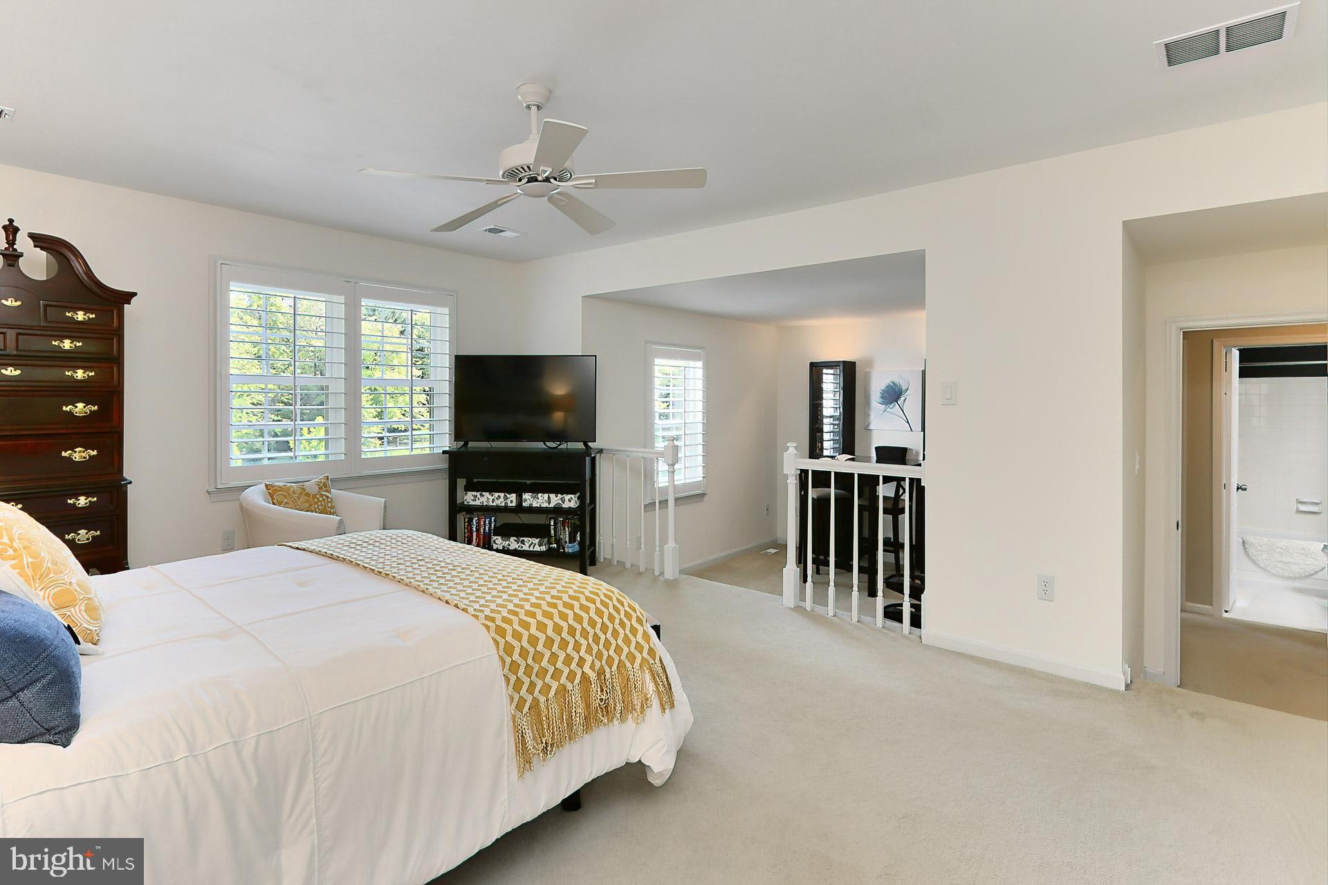 FAIRFAX STATION - Residential