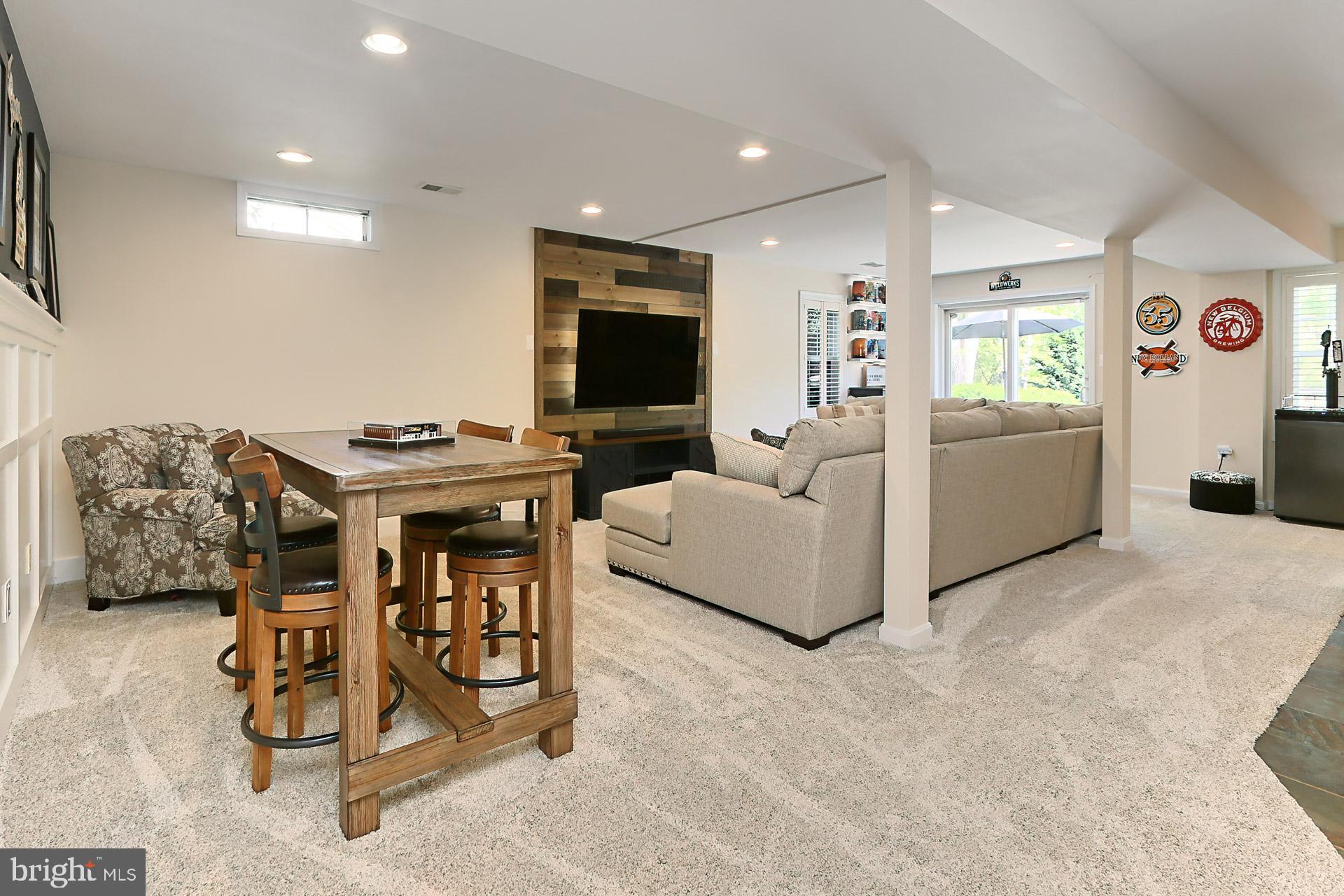 FAIRFAX STATION - Residential