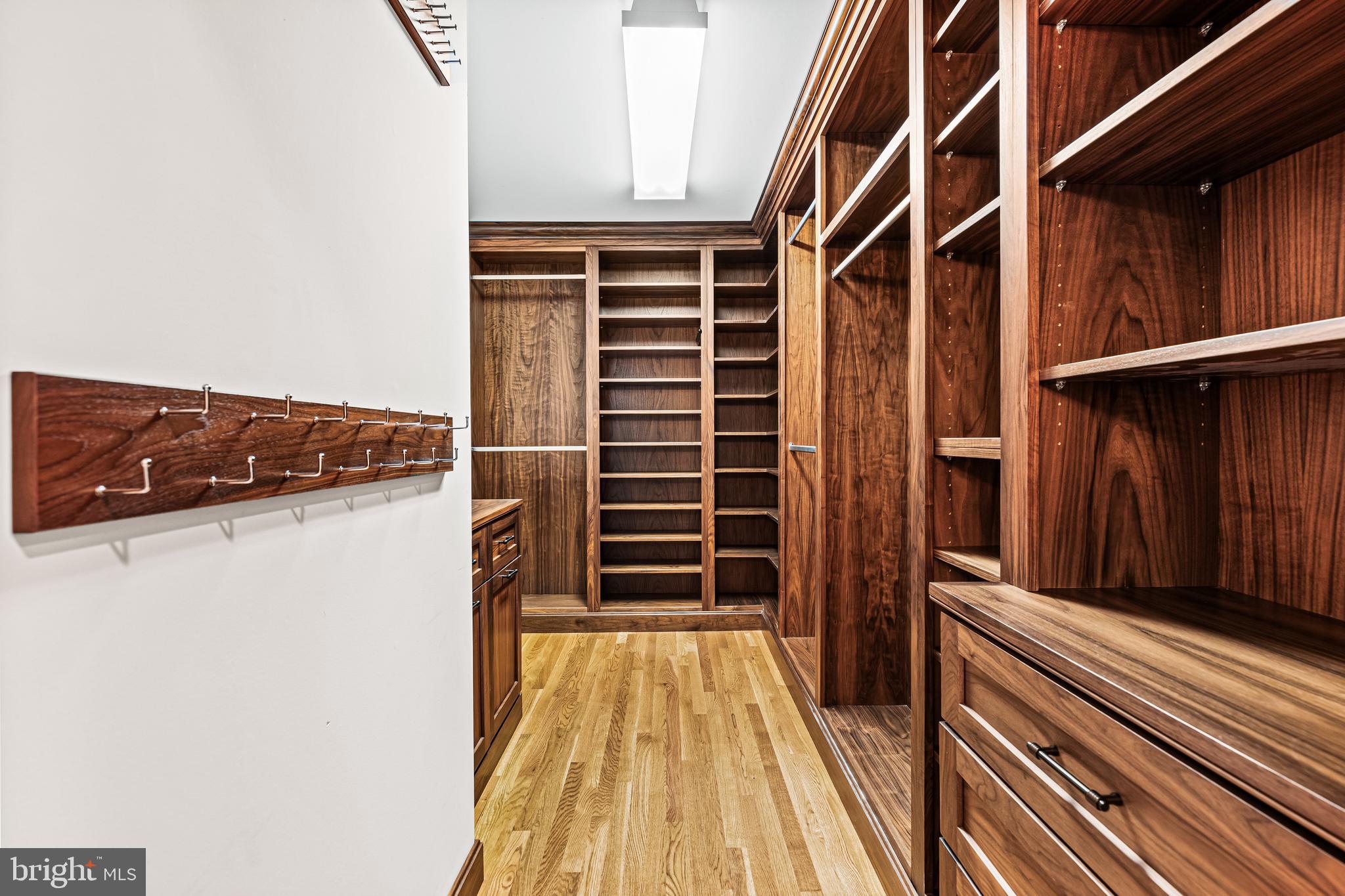 WOODSYDE HEIGHTS - Residential